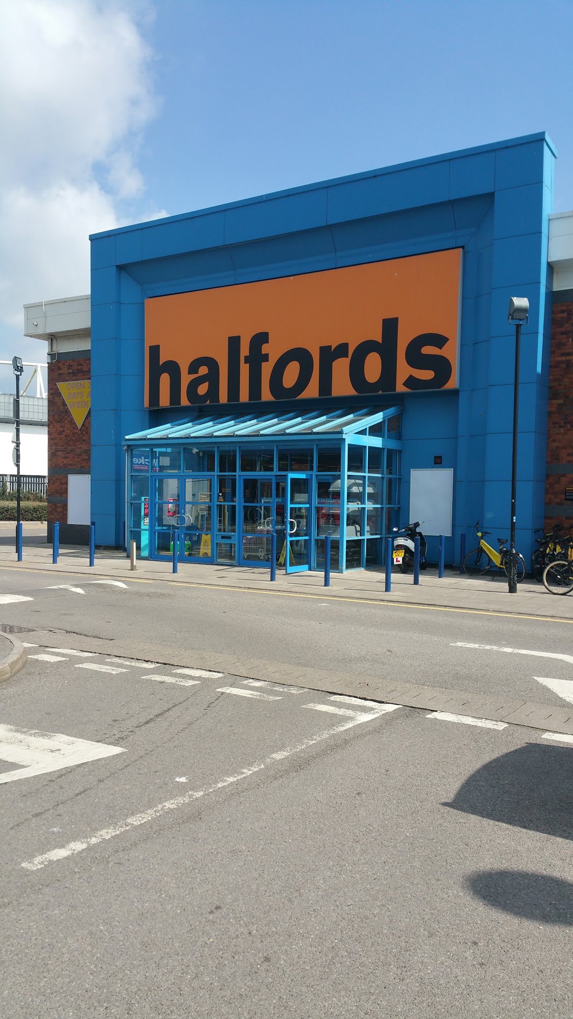 Halfords - Winterstoke