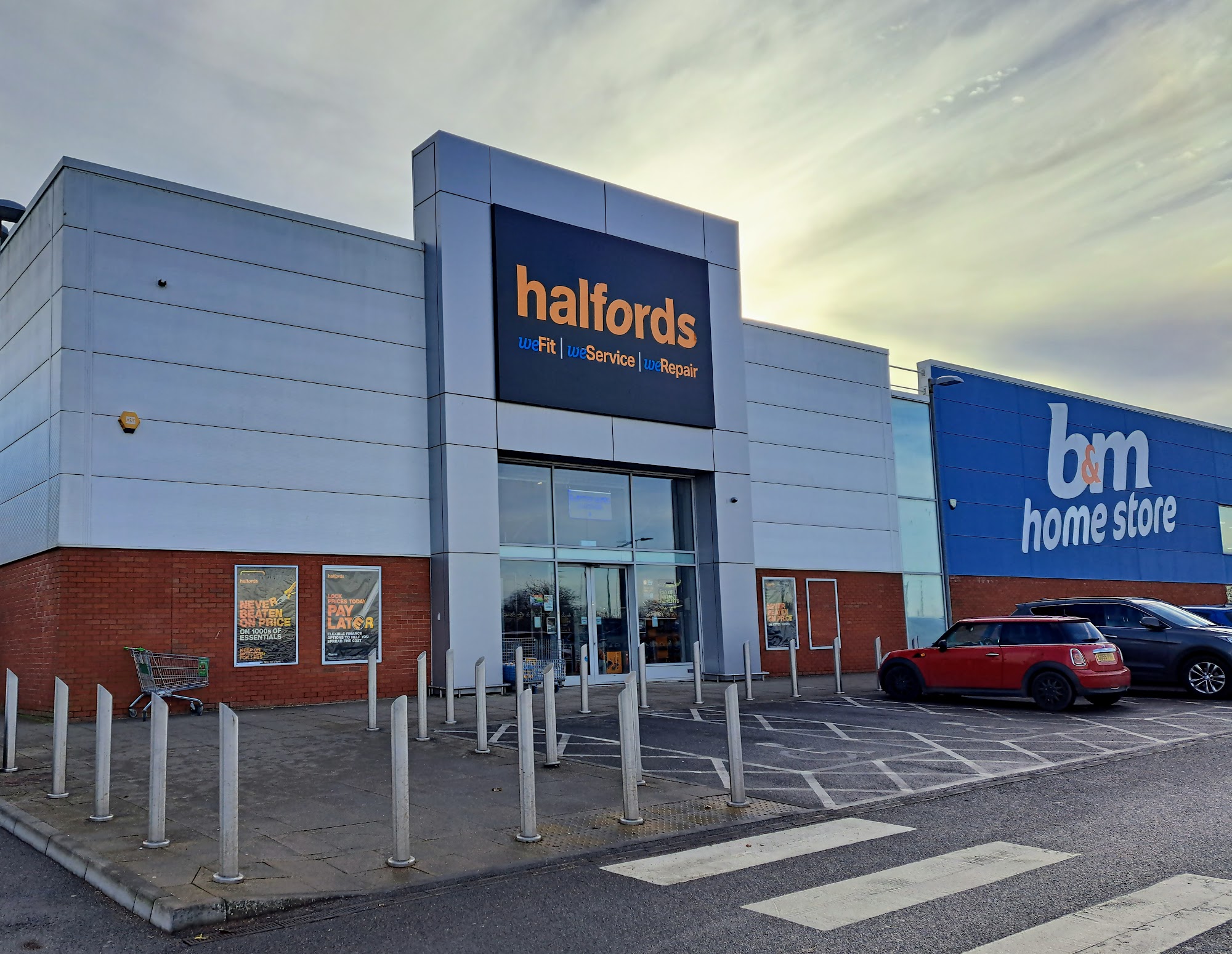 Halfords - Cribbs Causeway (Bristol)