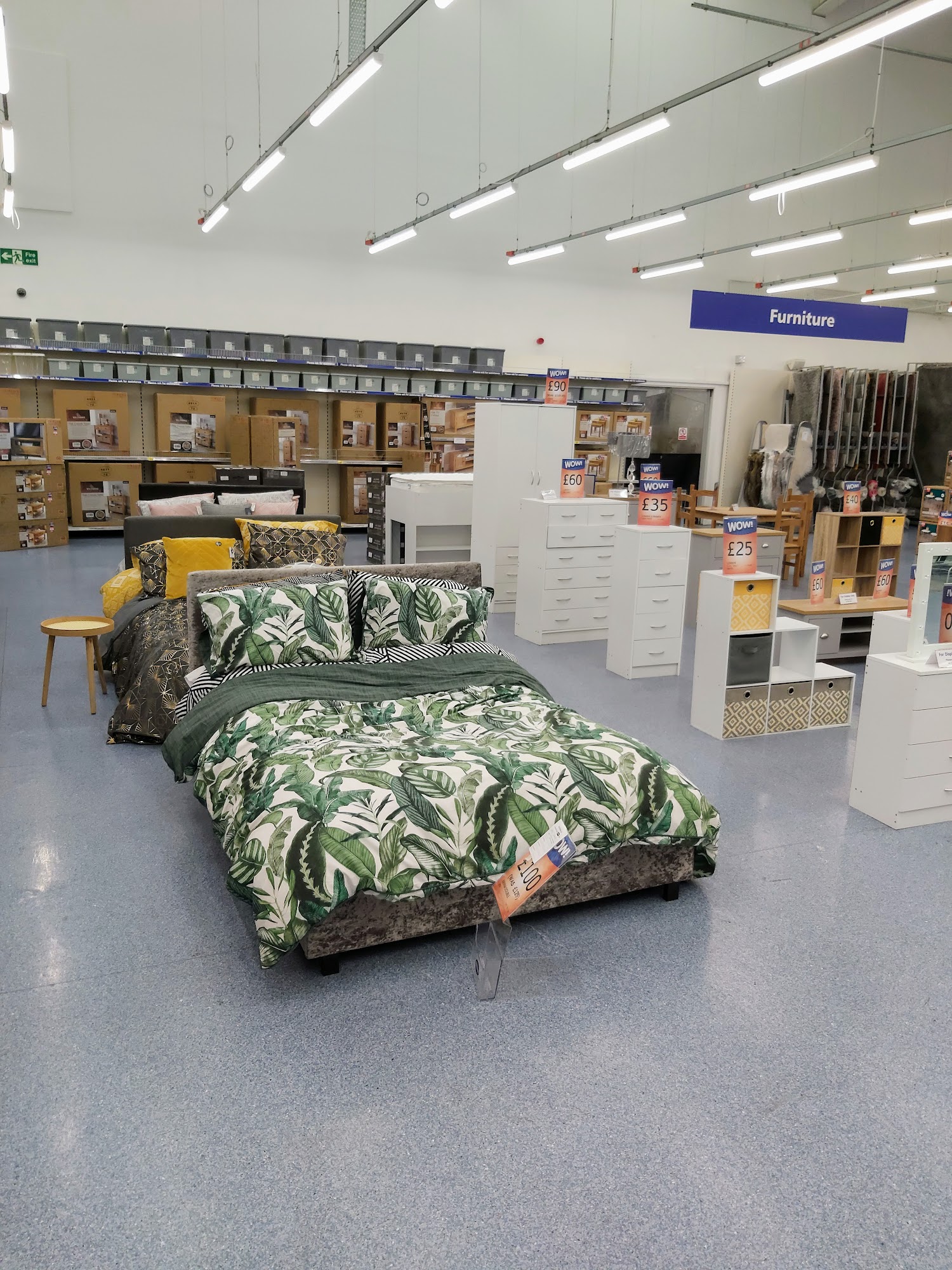 B&M Home Store