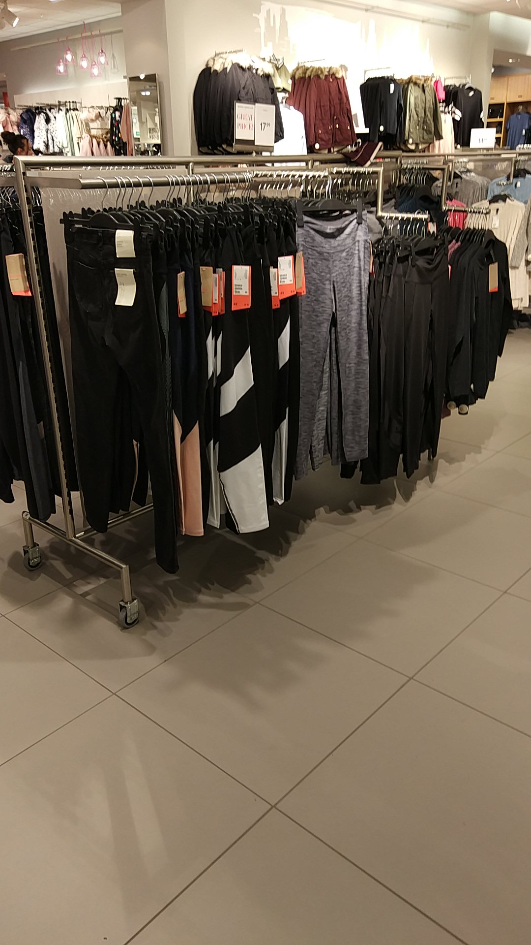 H&M