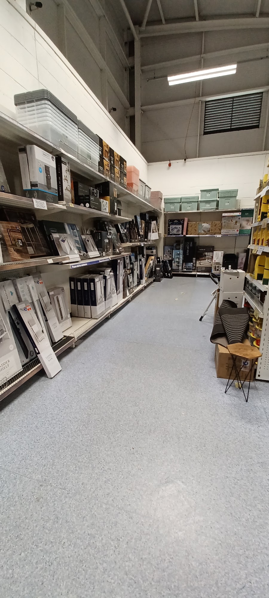 B&M Home Store