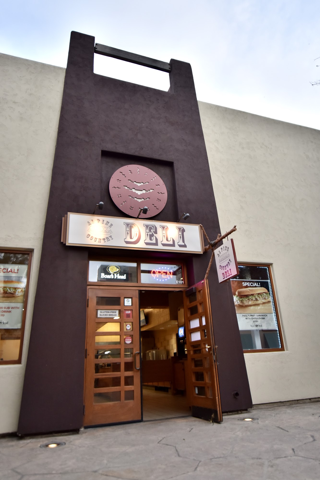 Alpine Country Deli at Viejas Outlet Alpine