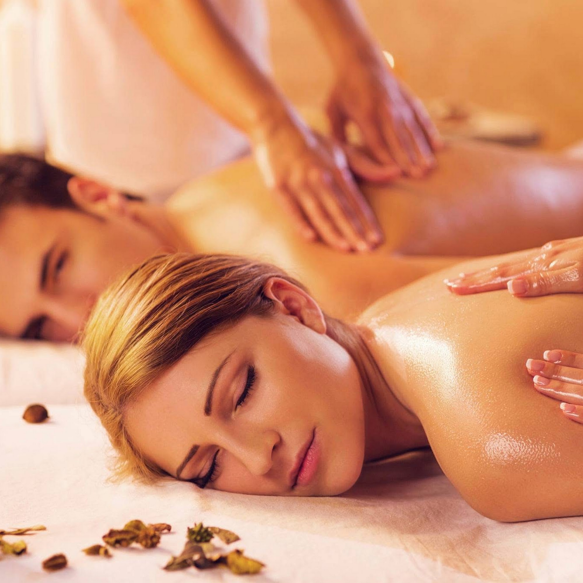 Z professional massage 1300 S Euclid St # D, Anaheim California 92802