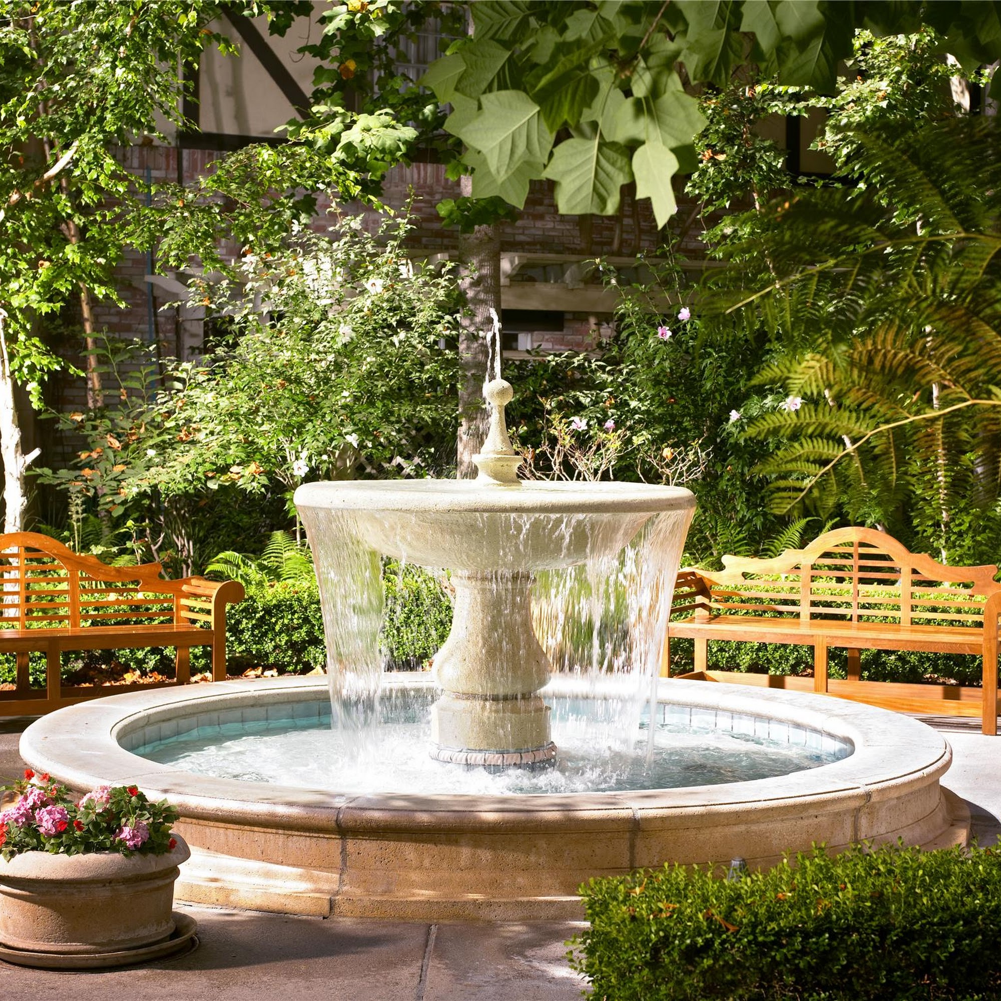 Anaheim Majestic Garden Hotel Anaheim