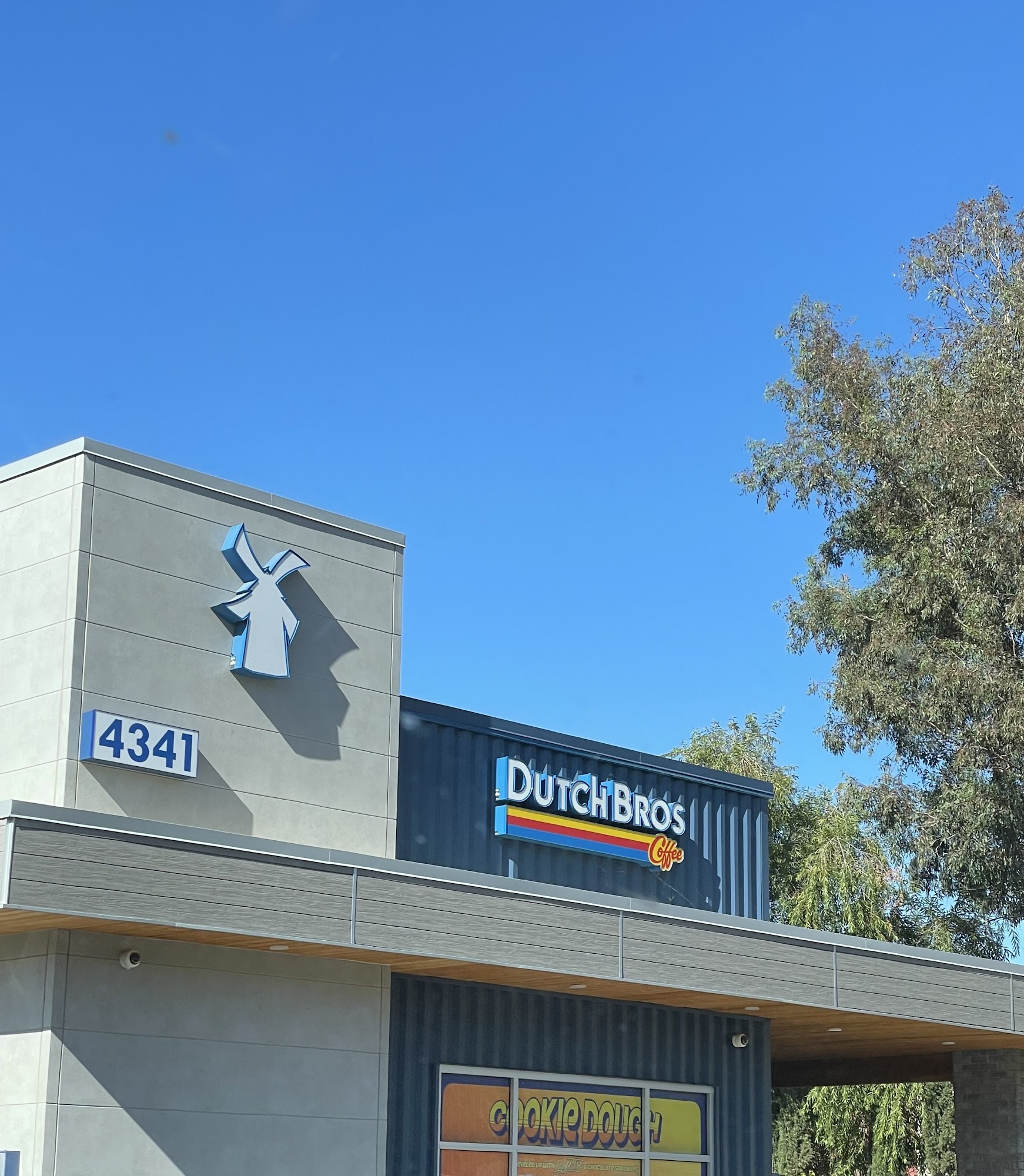 Dutch Bros Coffee Antelope