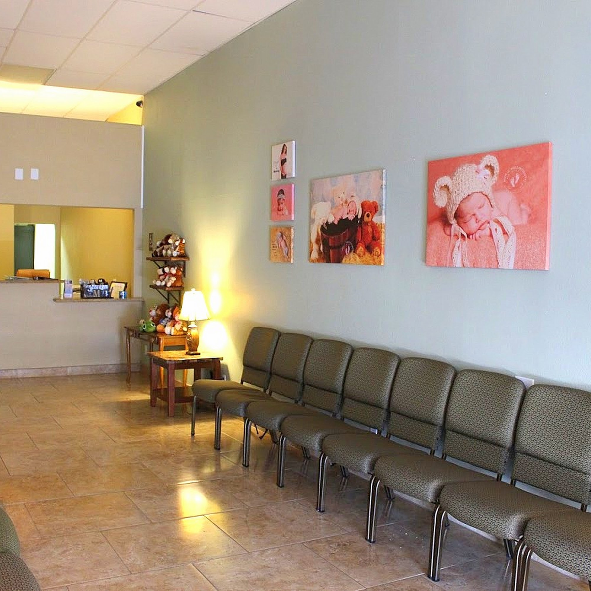Heavenly 3D 4D Ultrasounds-Apple Valley 18158 Outer Hwy 18 S, Apple Valley California 92307