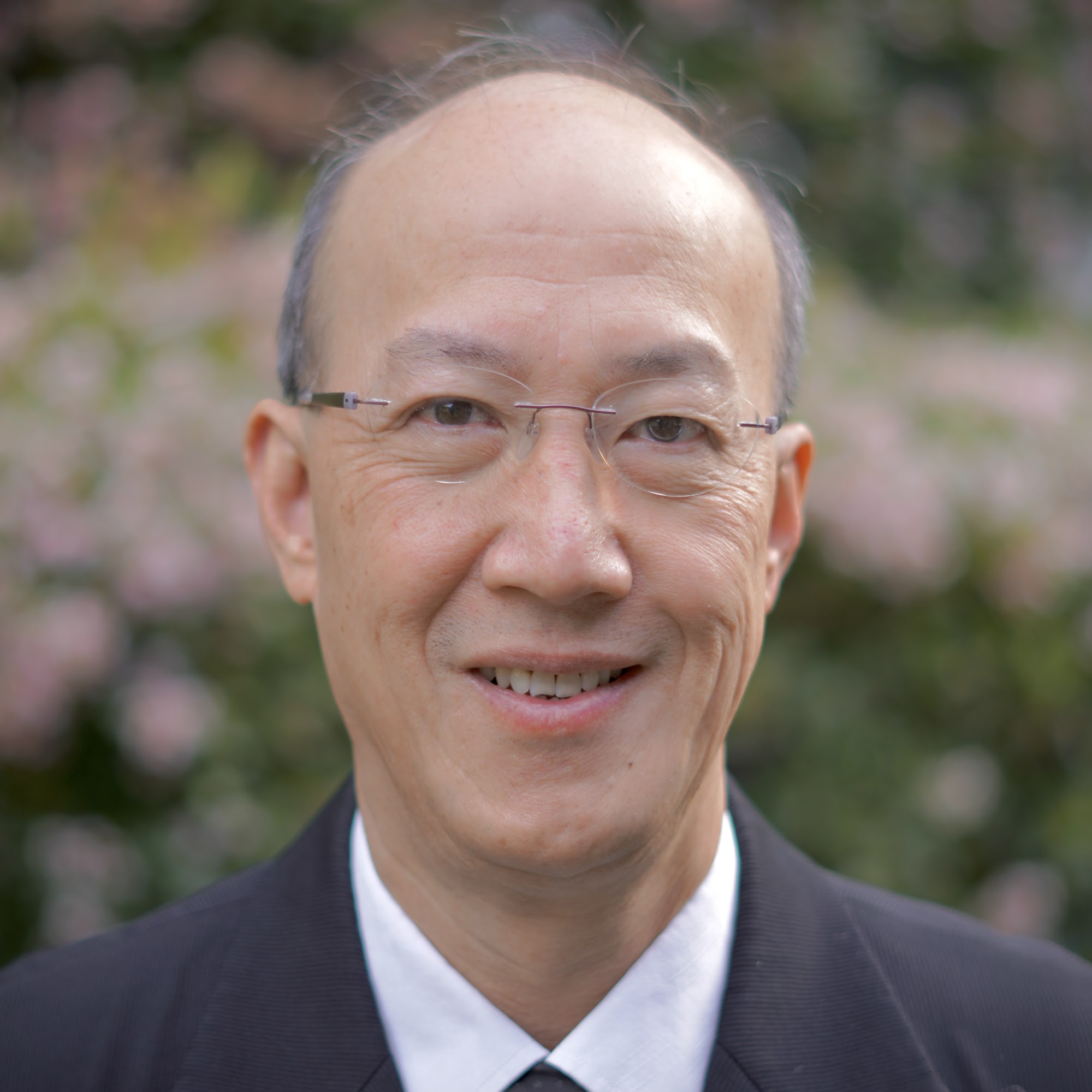 Peter Tan, M.D. 譚學鵬醫學博士.
