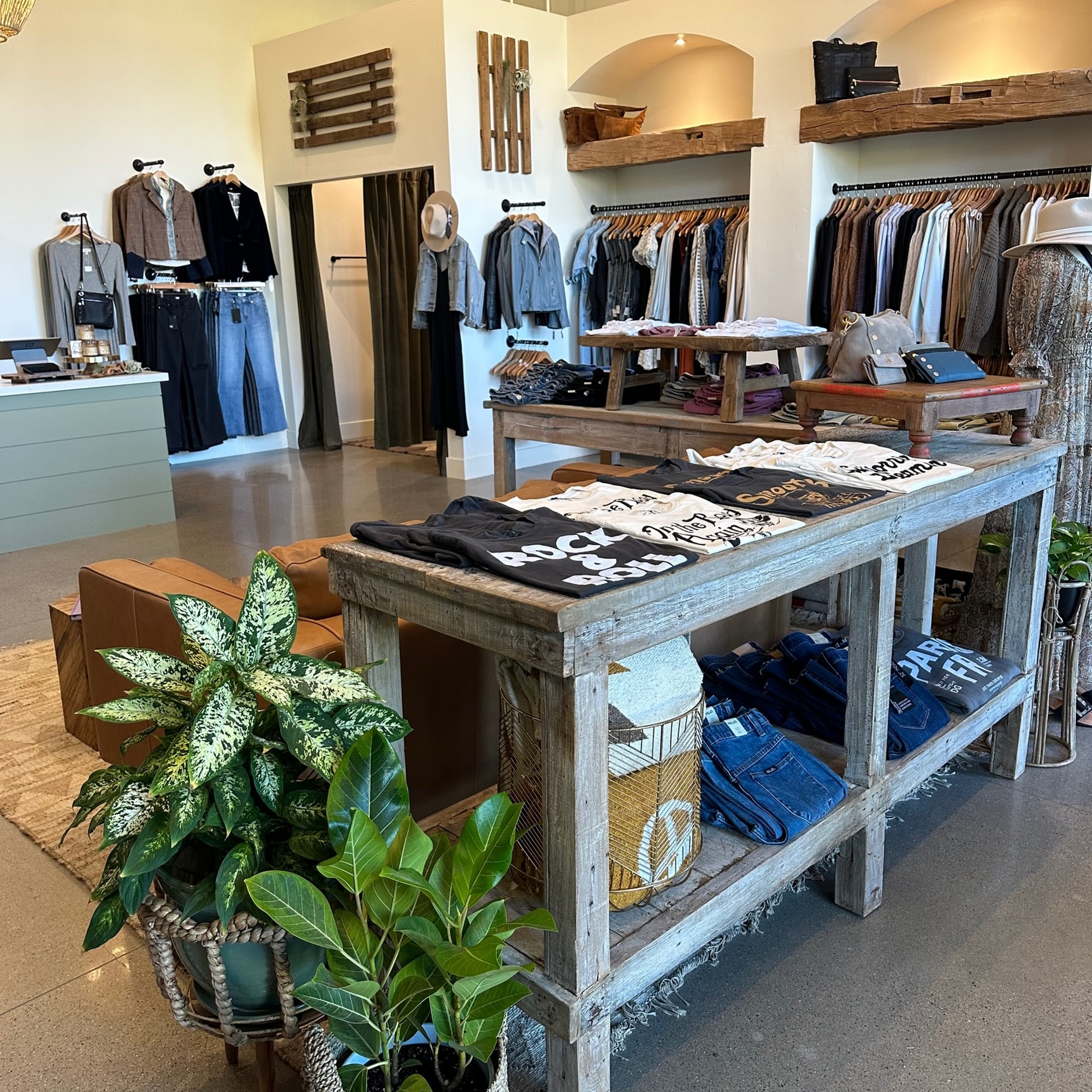 Ametza clothing boutique Atascadero