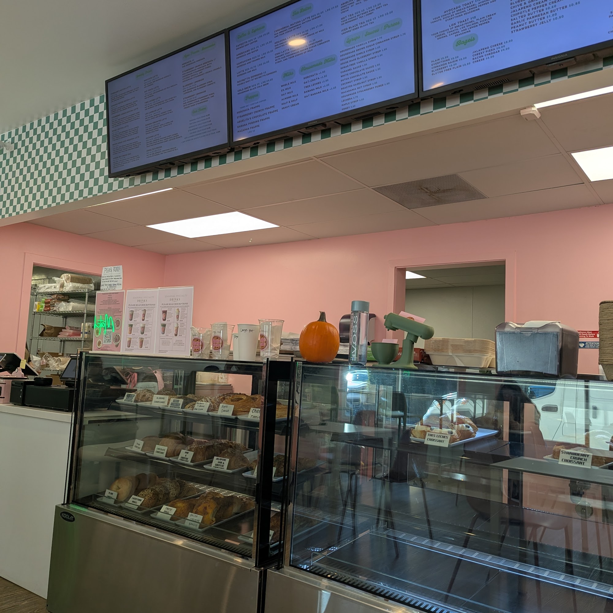 Bake Sale Bakery & Cafe 670 E Foothill Blvd Suite 120, Azusa