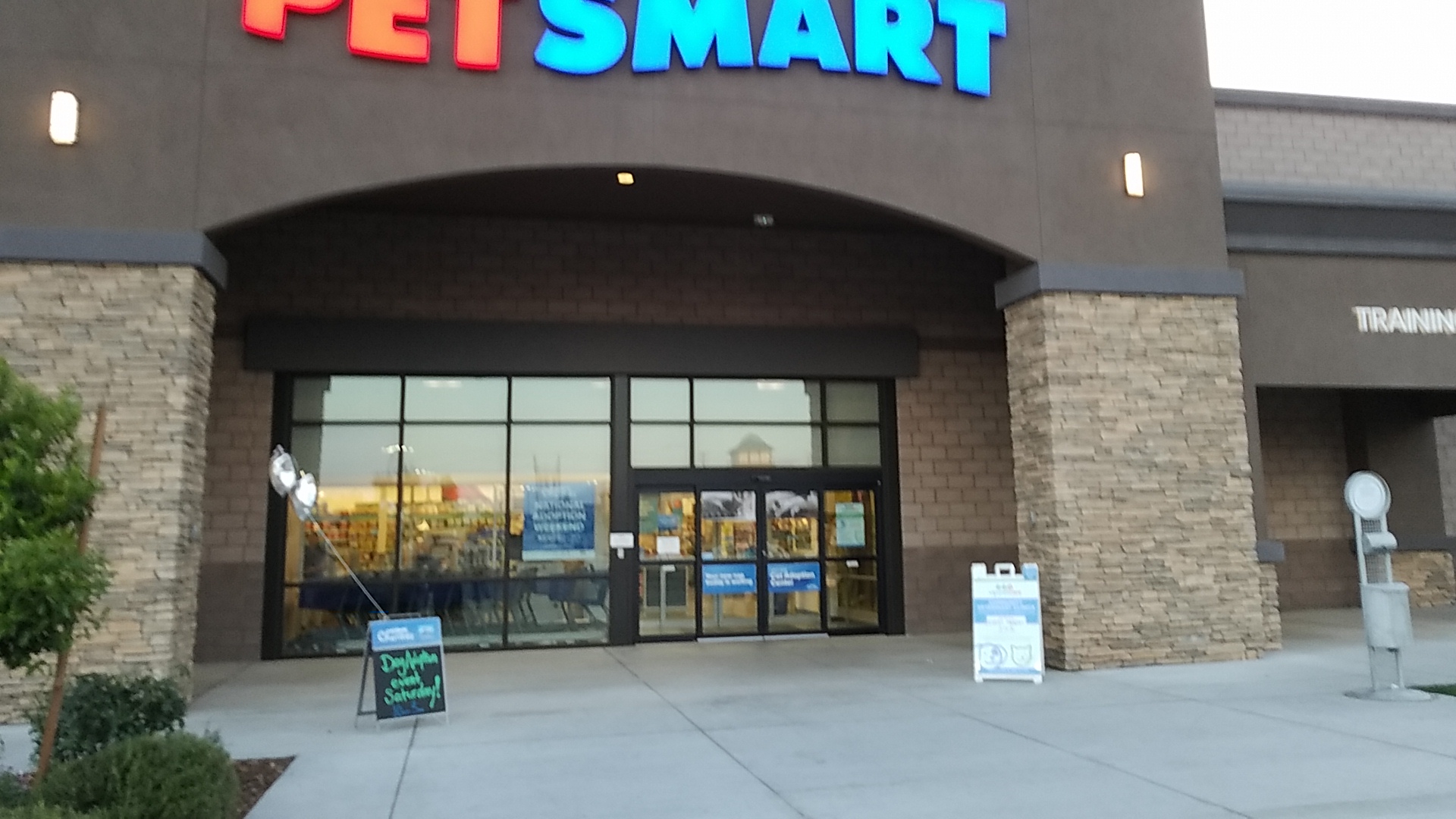 PetSmart Bakersfield