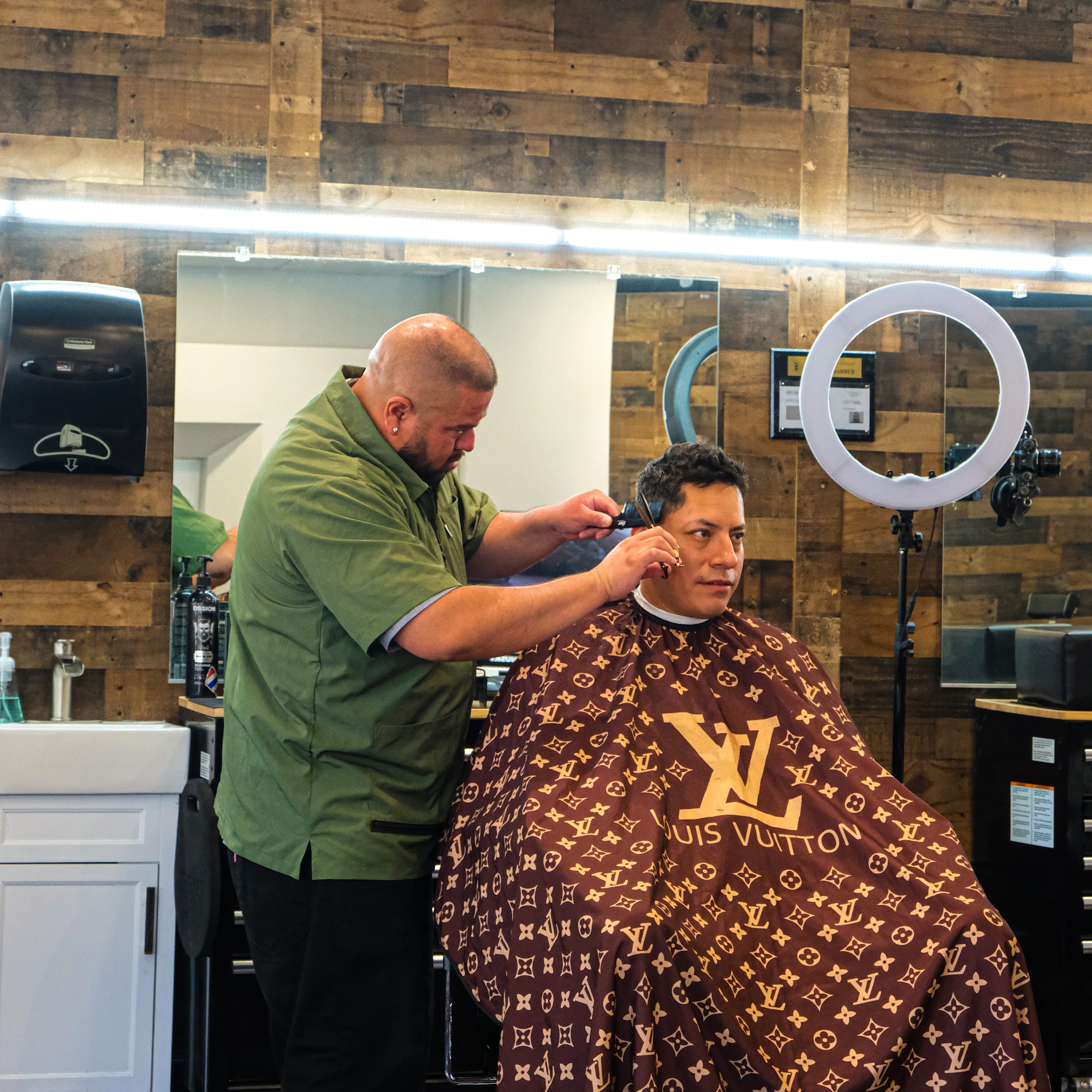 The Tailored Cut 1700 Chester Ave, Bakersfield California 93301