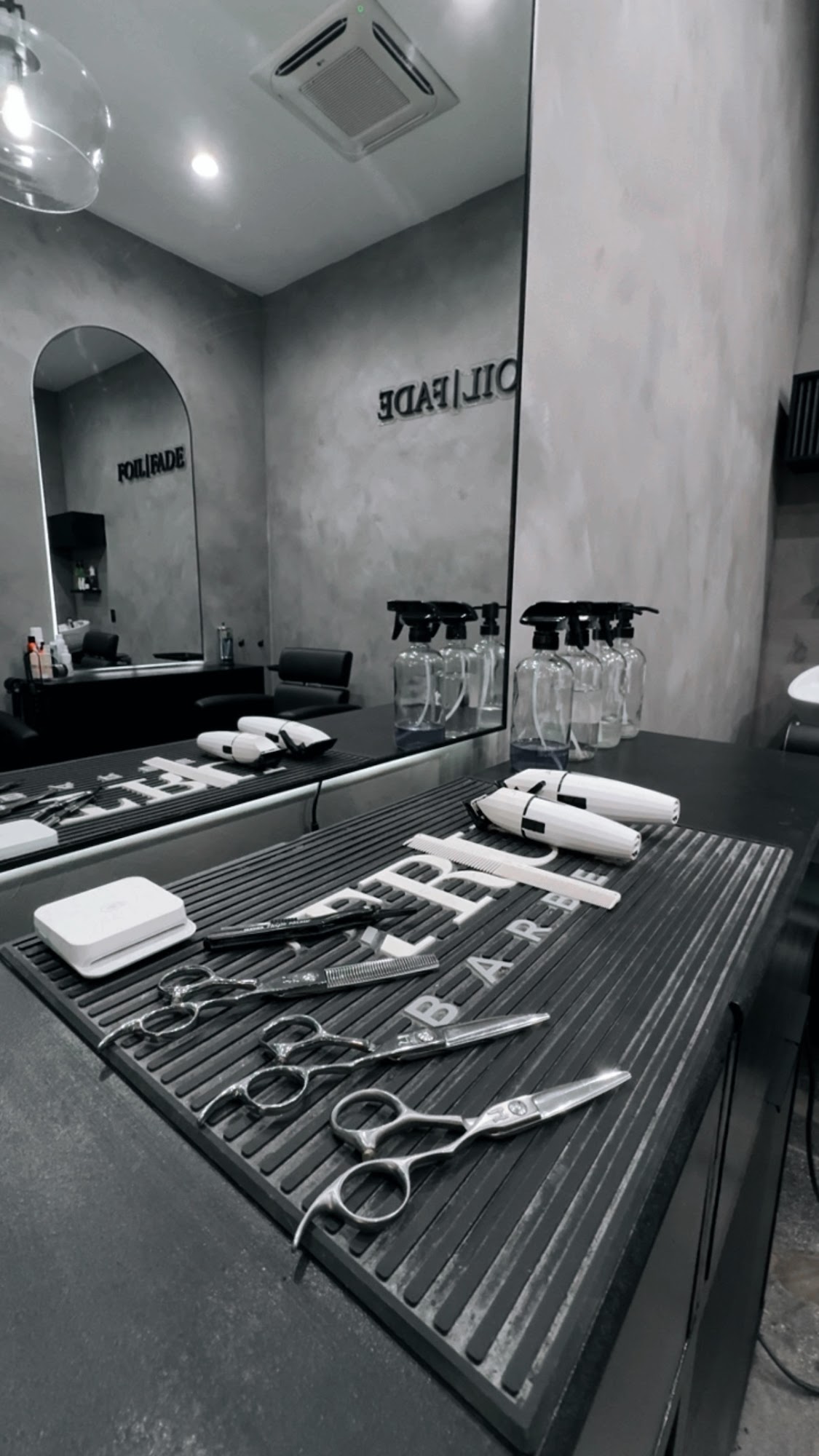 Alpha Barber Barbershop/FOIL|FADE Studio 125 3900 Coffee Rd Suite 1 Studio 125, Bakersfield California 93308