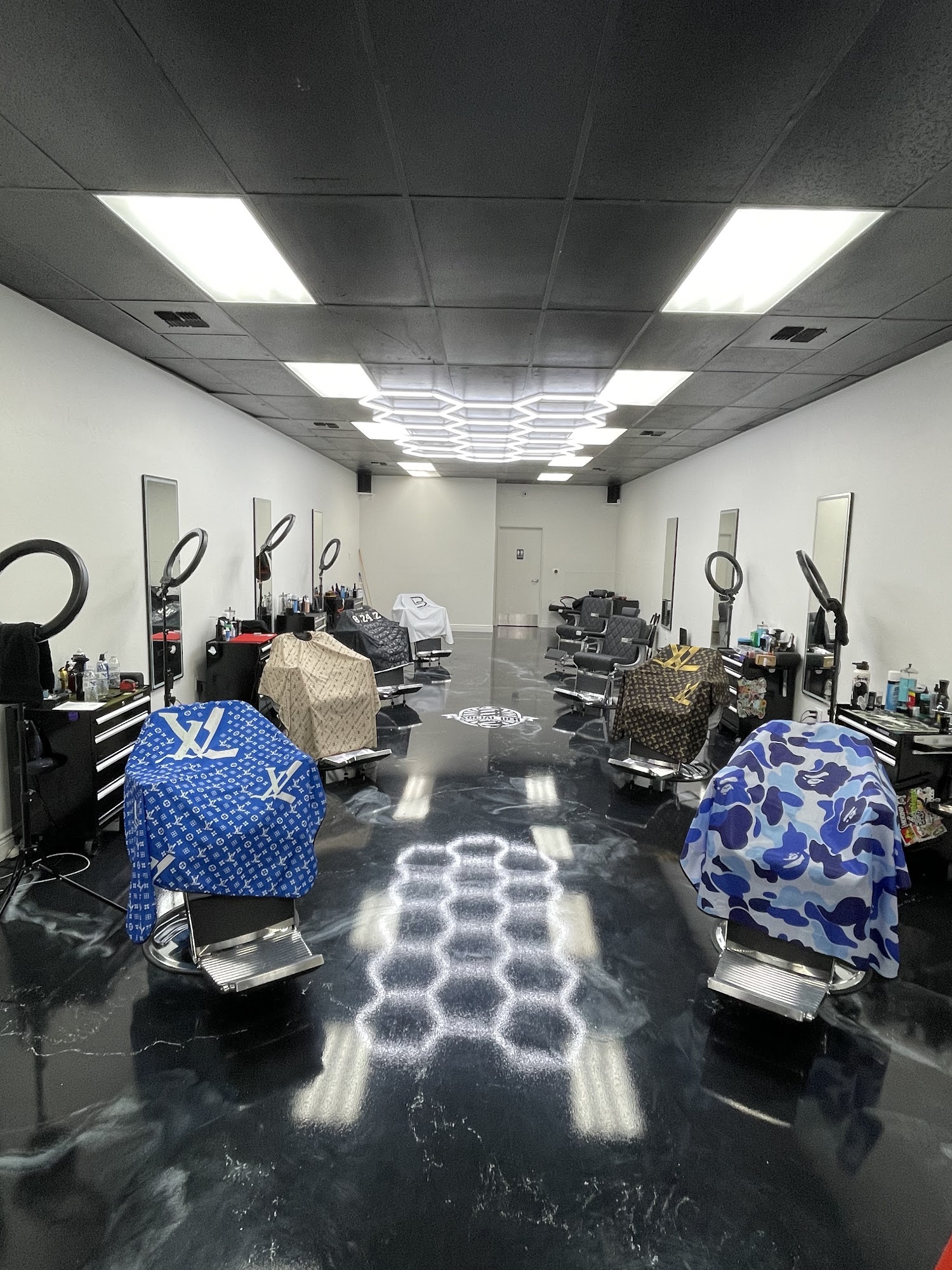 Social Den Barbershop 4300 Coffee Rd Unit A #4, Bakersfield California 93308