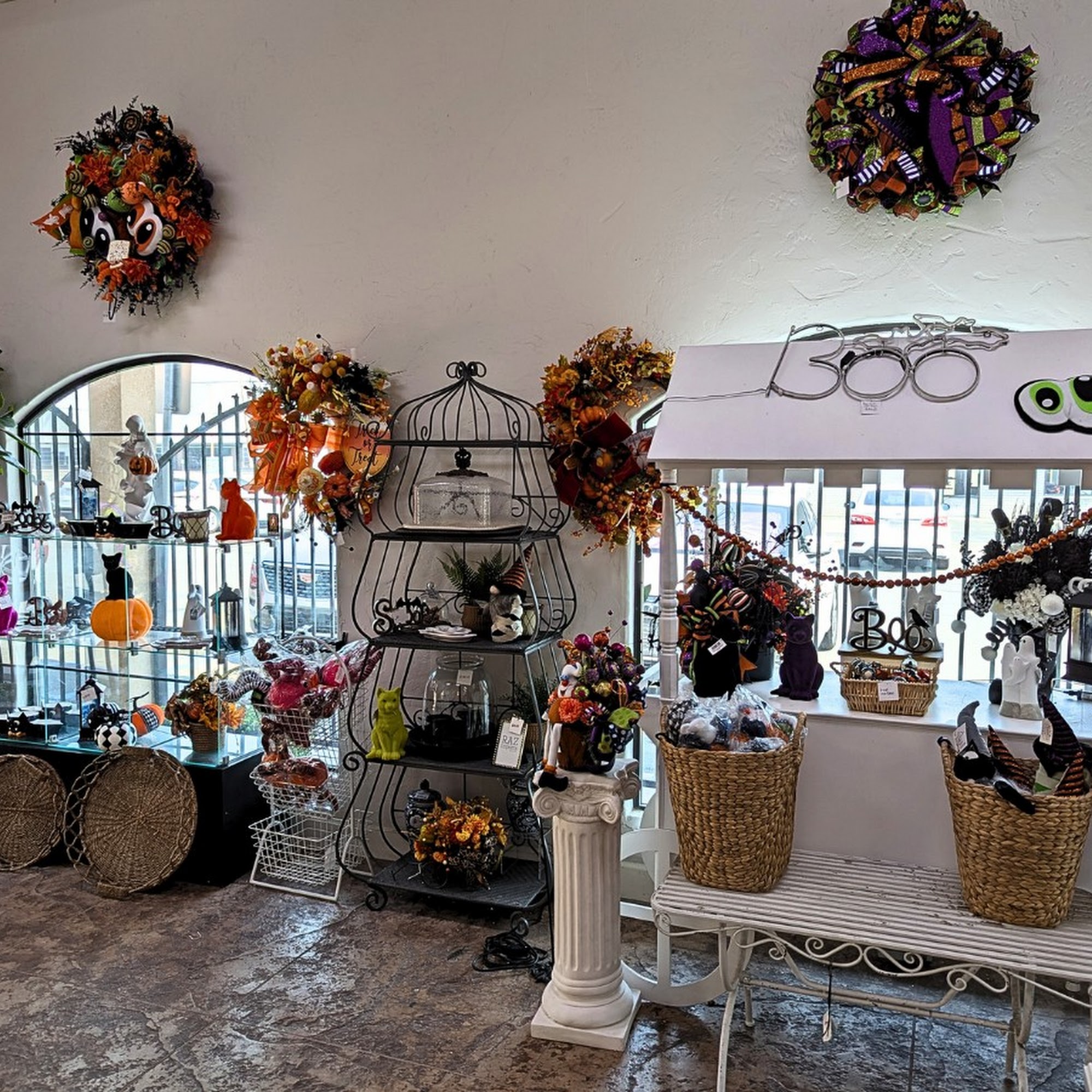 Jazz and Charm Bakersfield