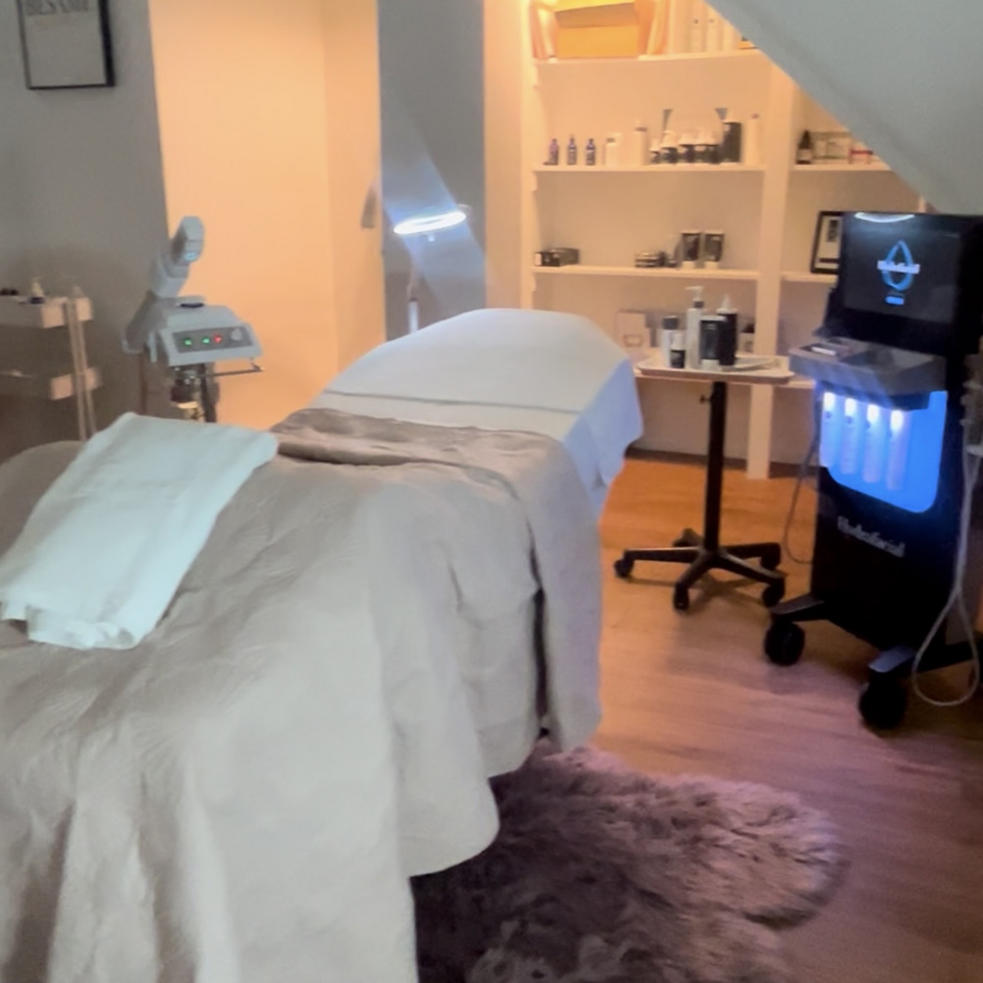 Skin Studio Co 7070 Schirra Ct #200, Bakersfield California 93313