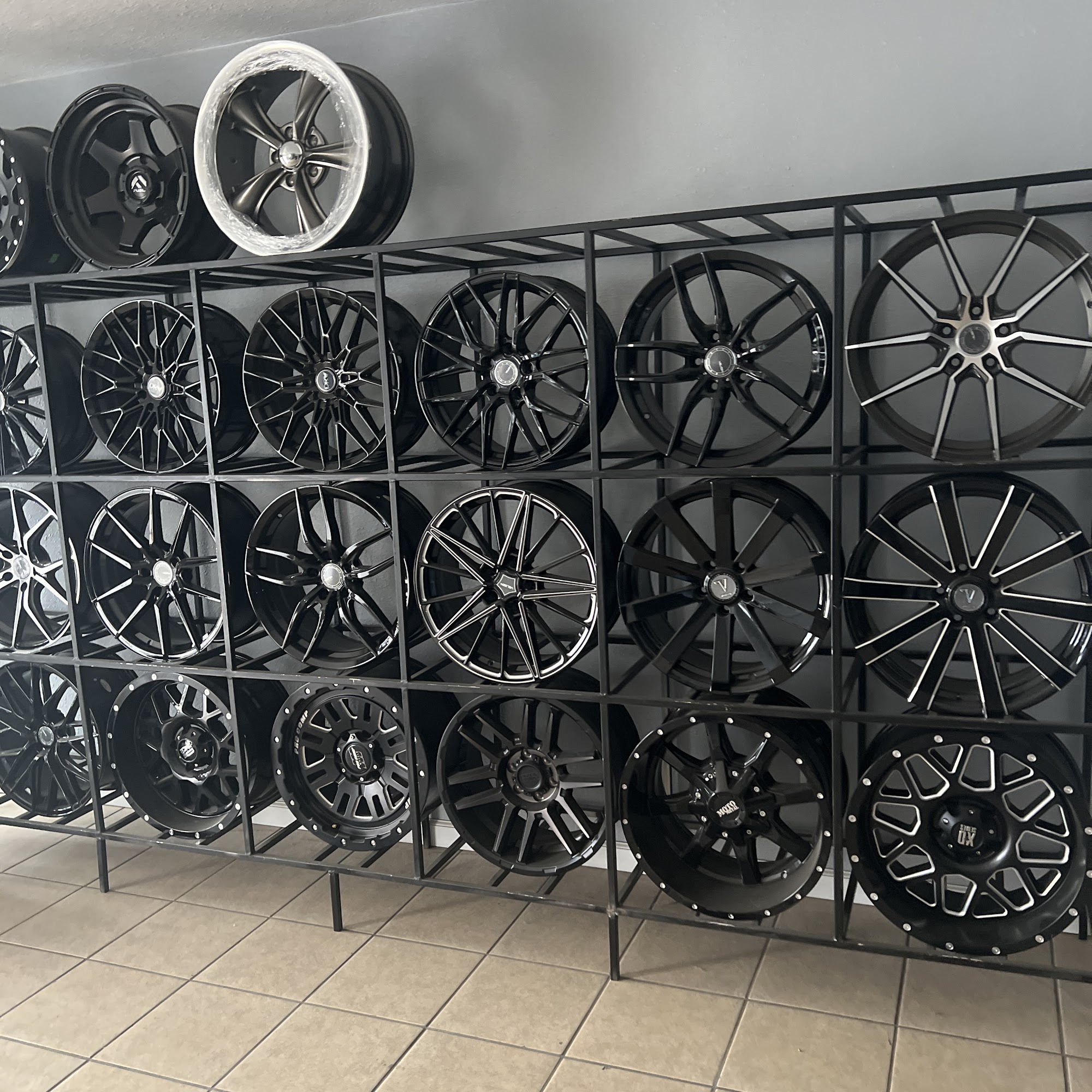 Kalifornia Wheels & Tires -Bakersfield Bakersfield