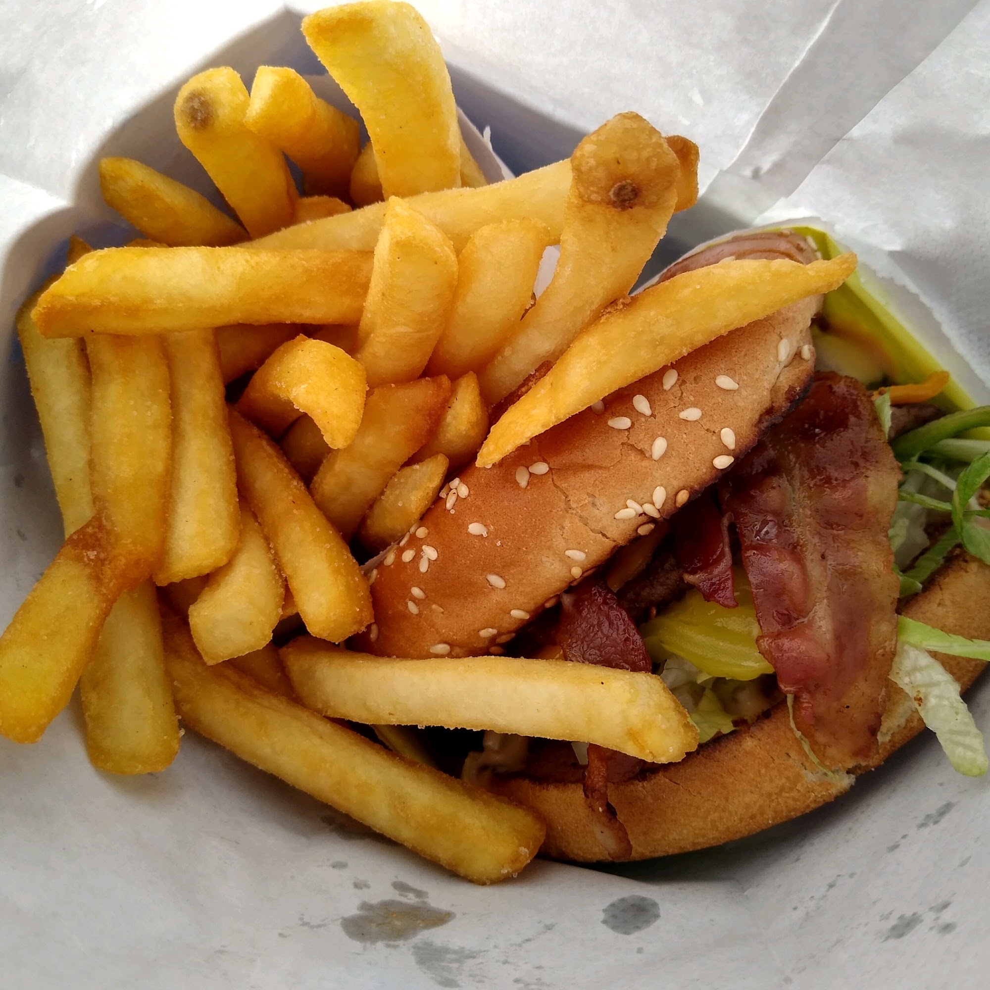 Lucky Star Burgers Baldwin Park