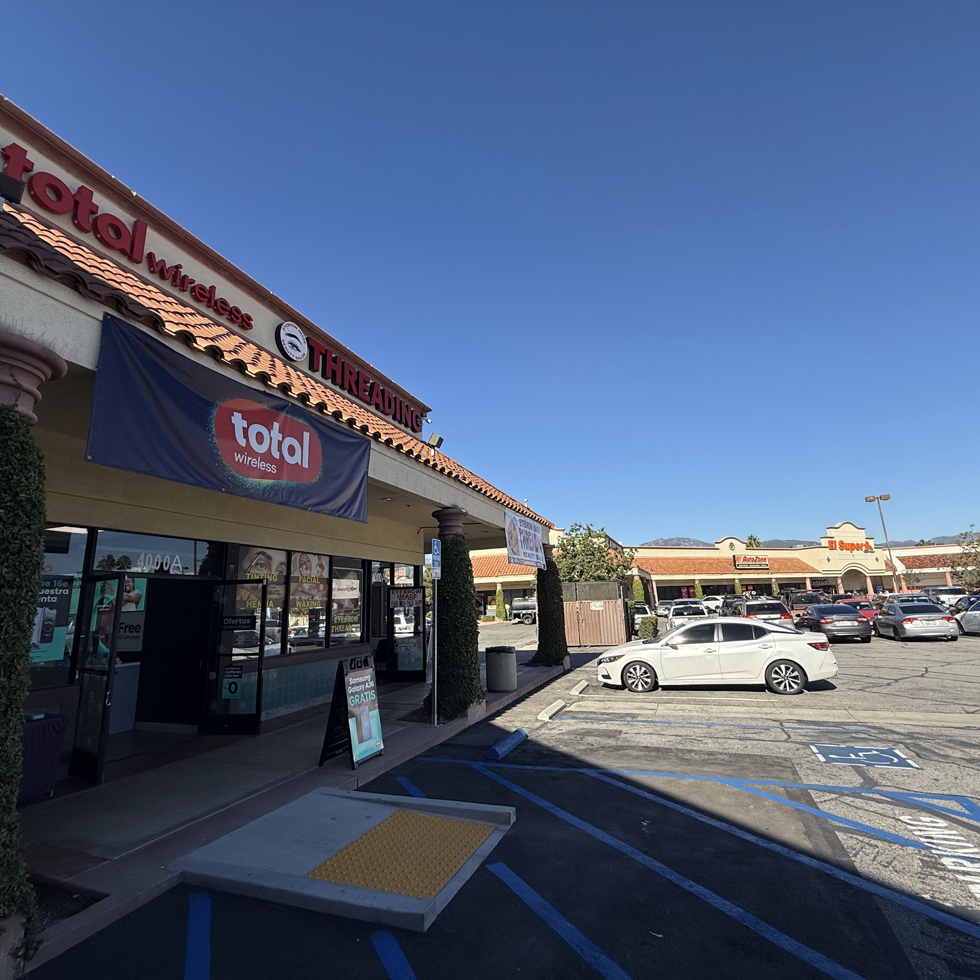 Total Wireless Baldwin Park