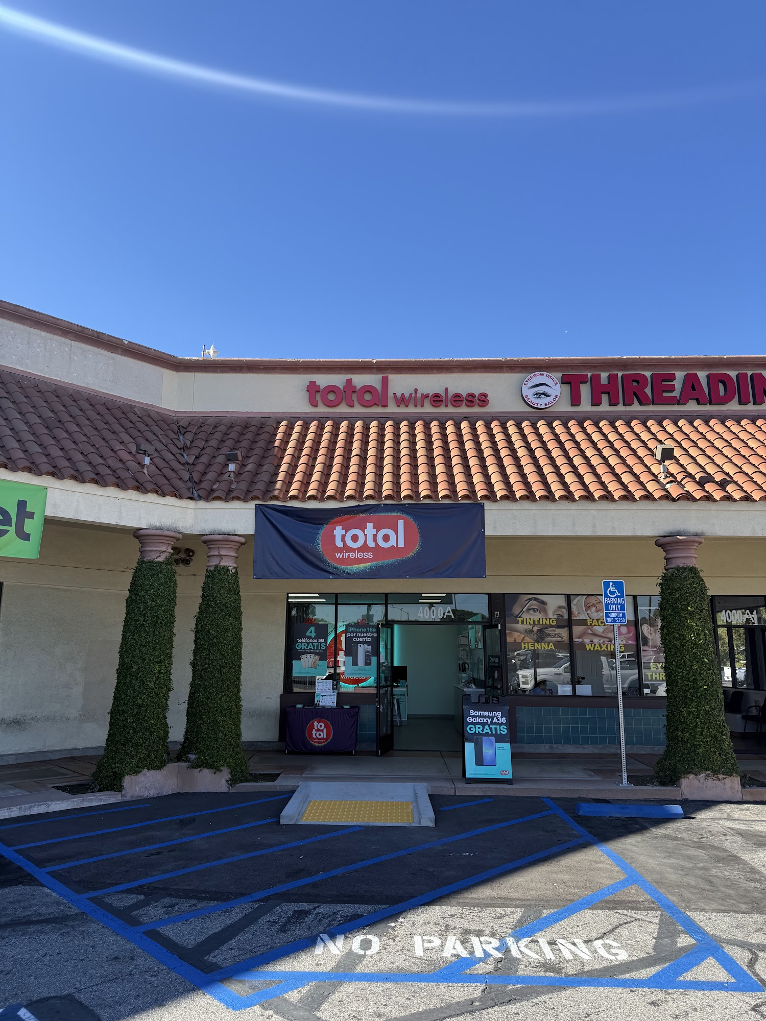 Total Wireless Baldwin Park