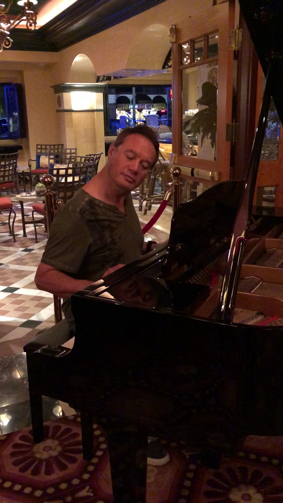 El Palmar Piano Bar Menu