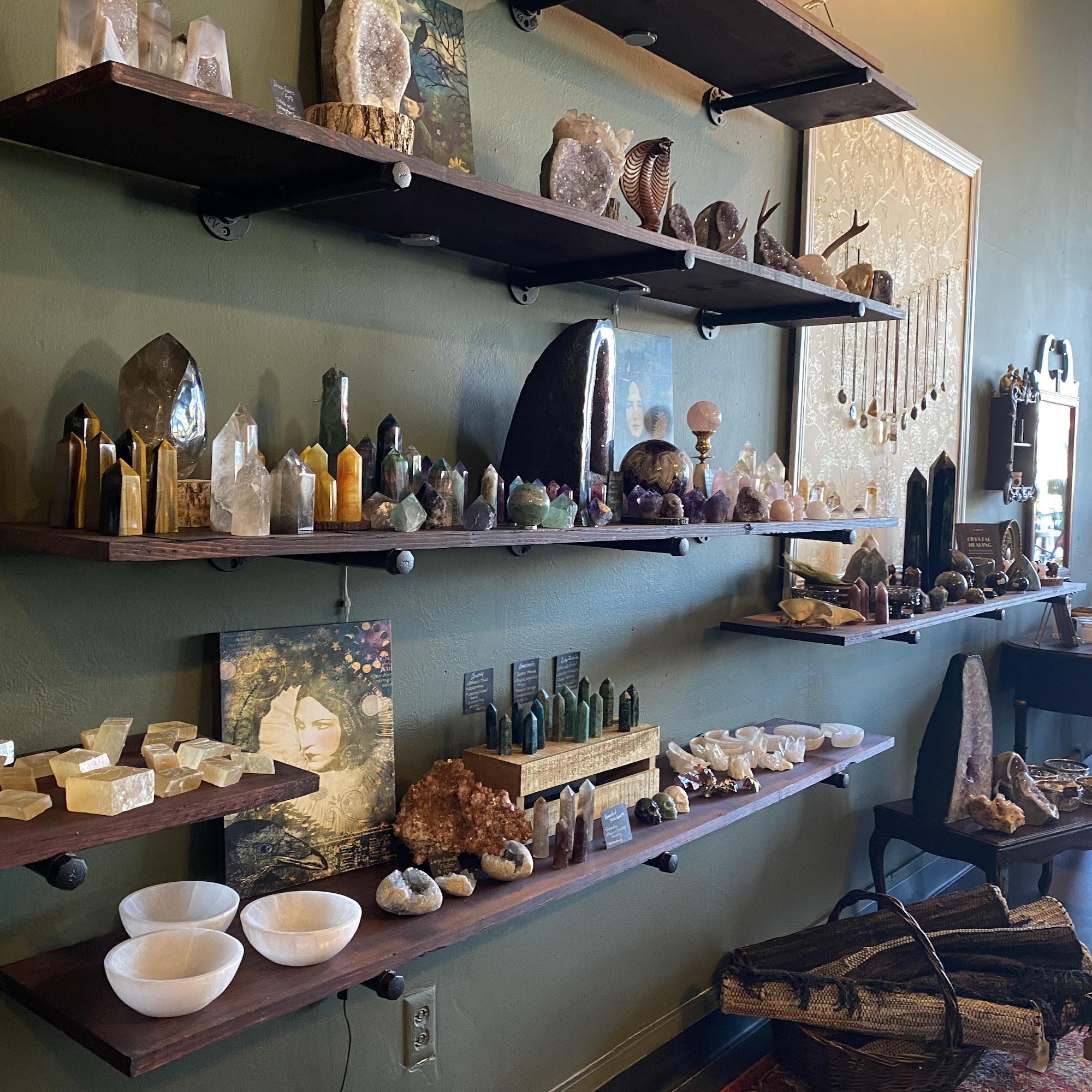 Mystic Flora Apothecary Belmont