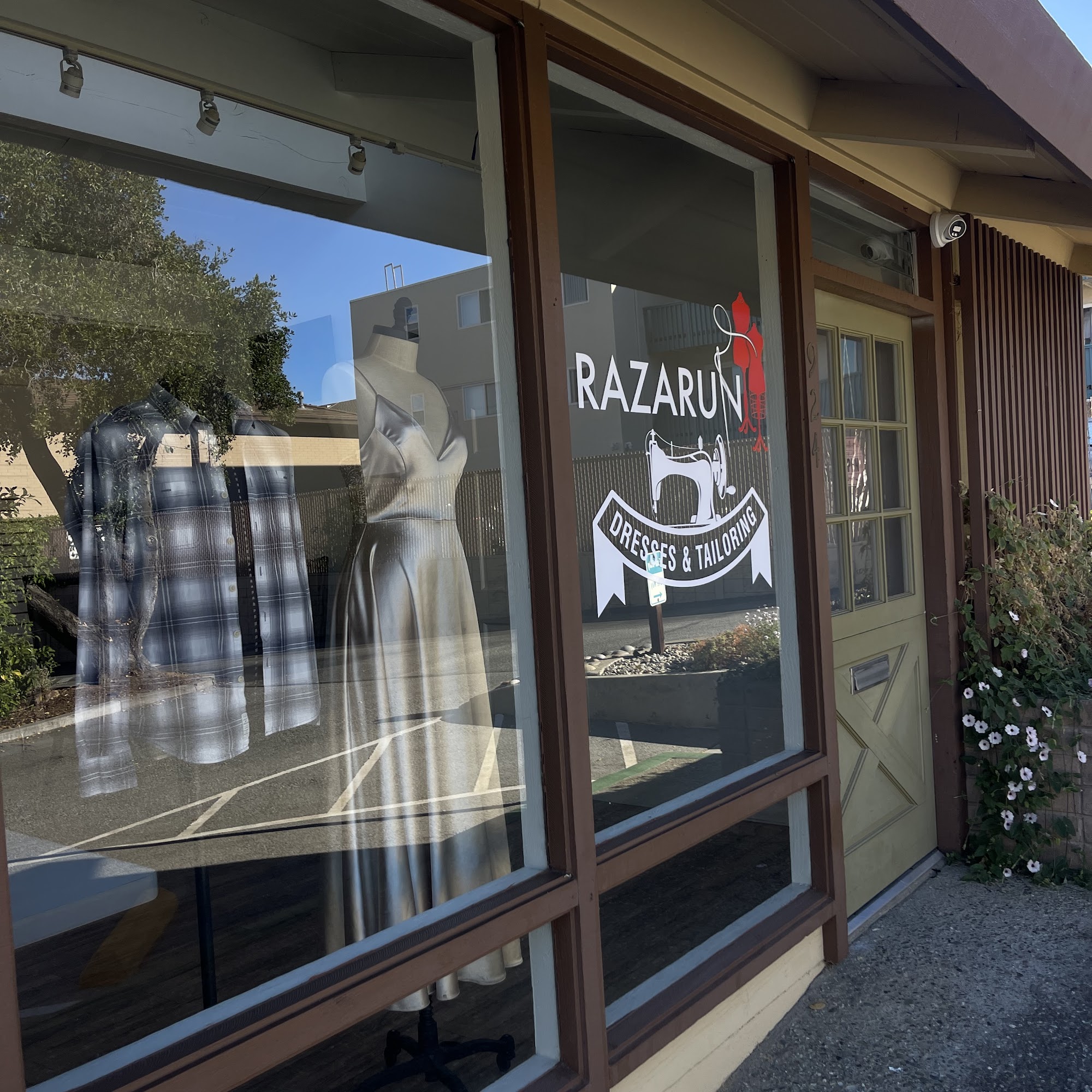 Razarun Dresses & Tailoring 924 Ralston Ave, Belmont California 94002