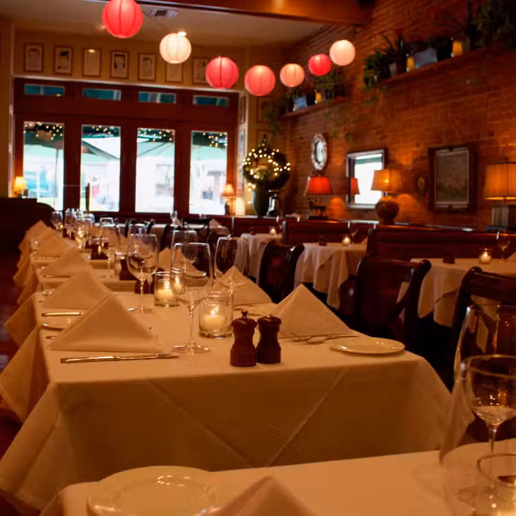 Photo credit: opentable