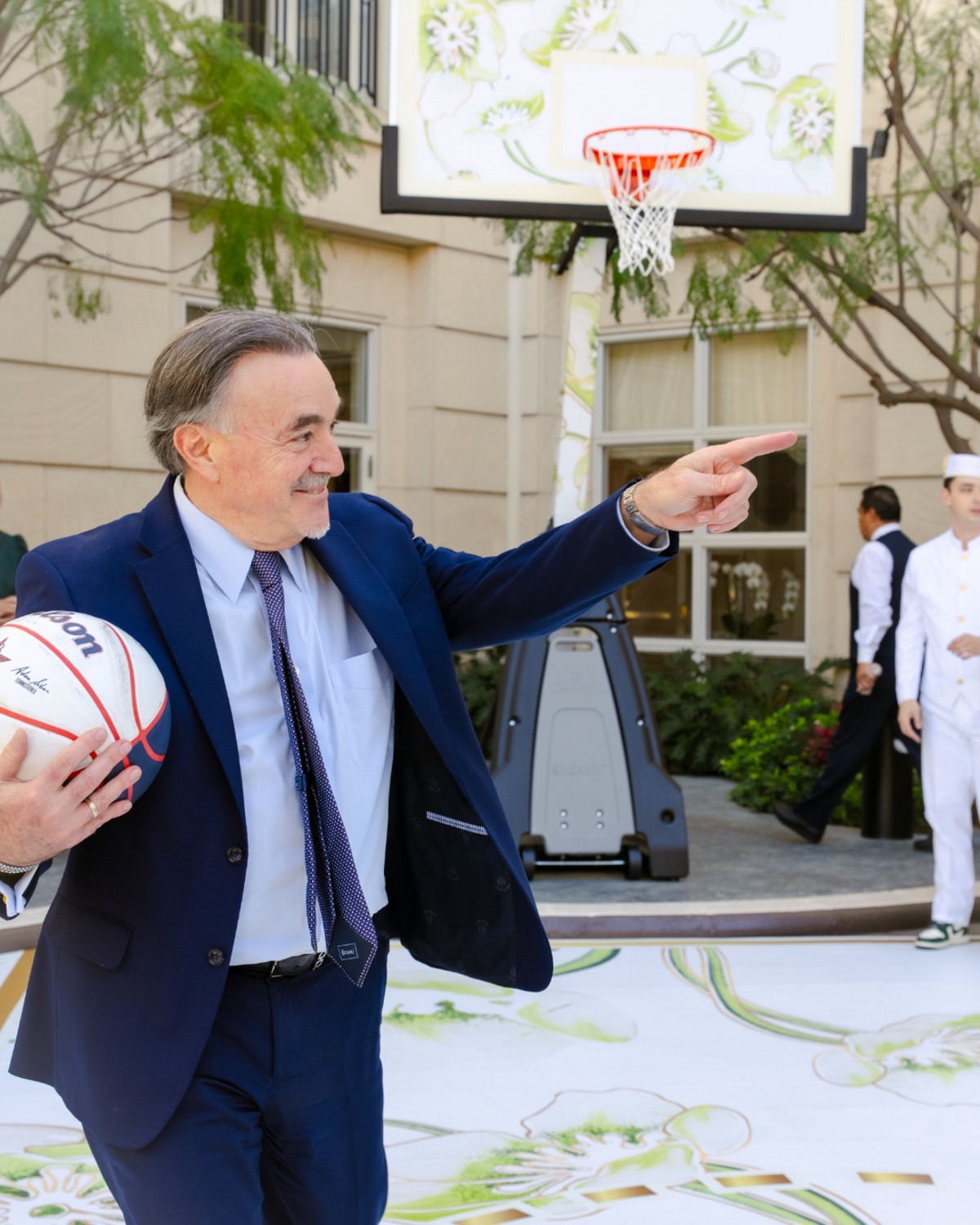 The Club Bar at The Peninsula Beverly Hills