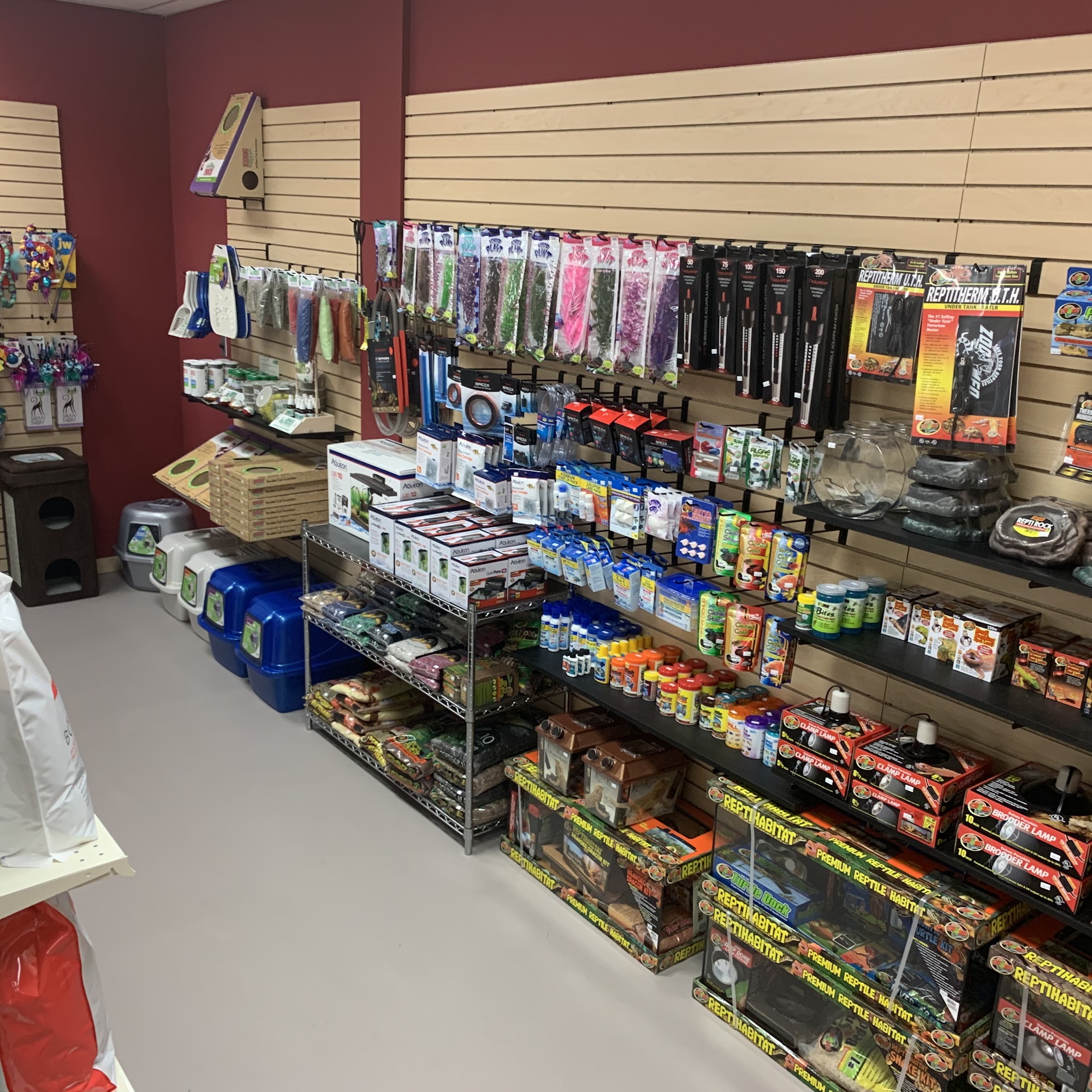 Tailwaggers Pet Store Bishop