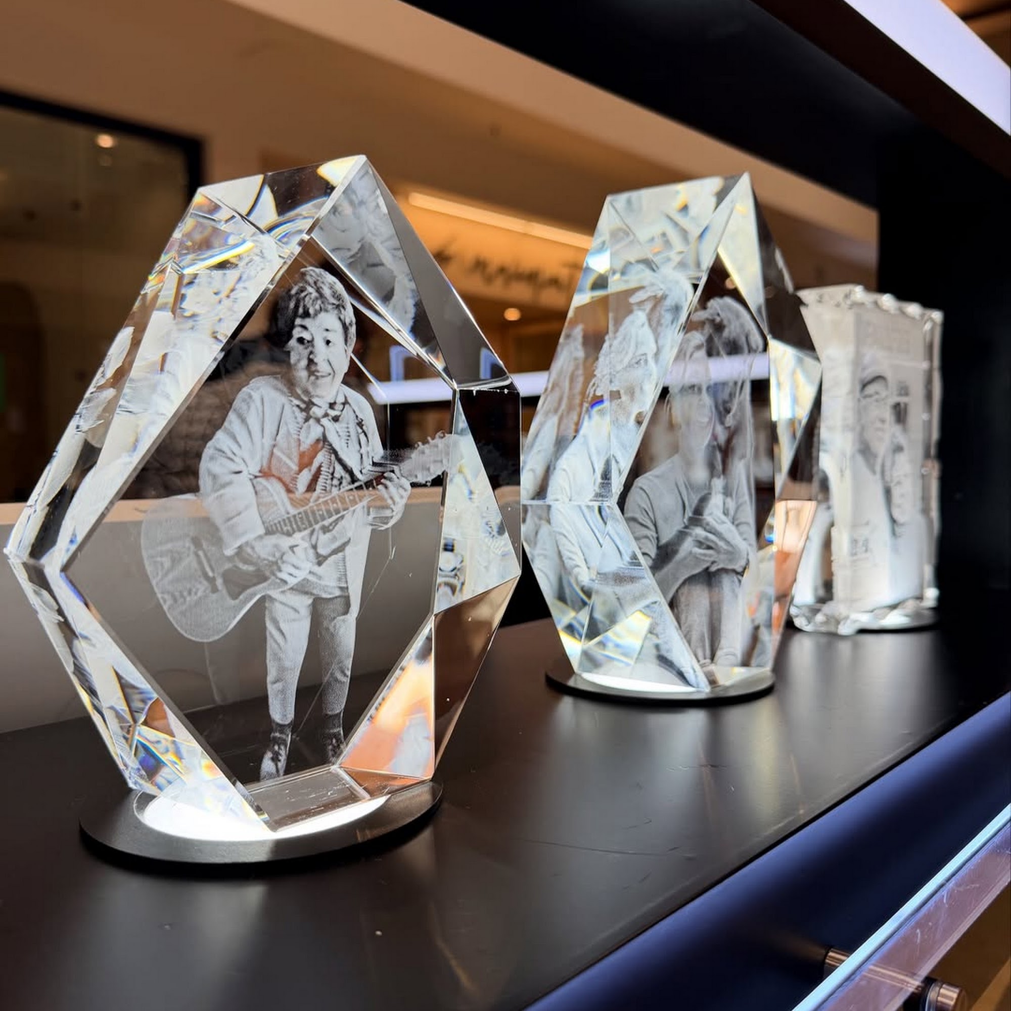 ALT 3D Crystals, Customized & Personalized Crystal Gifts, Memorials & Awards, Brea - CA Brea