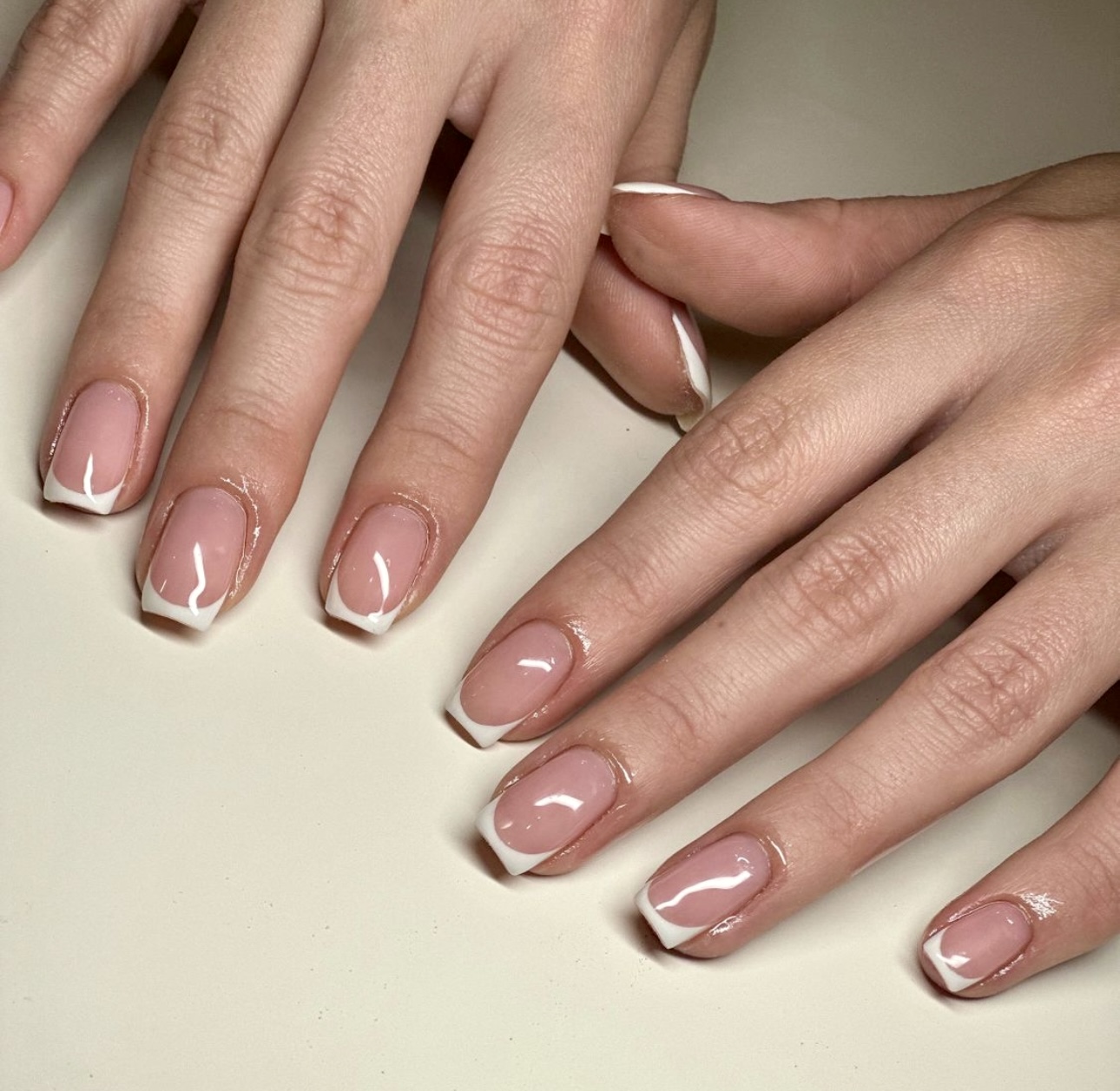 Savvy Nails 3802 W Riverside Dr, Burbank California 91505