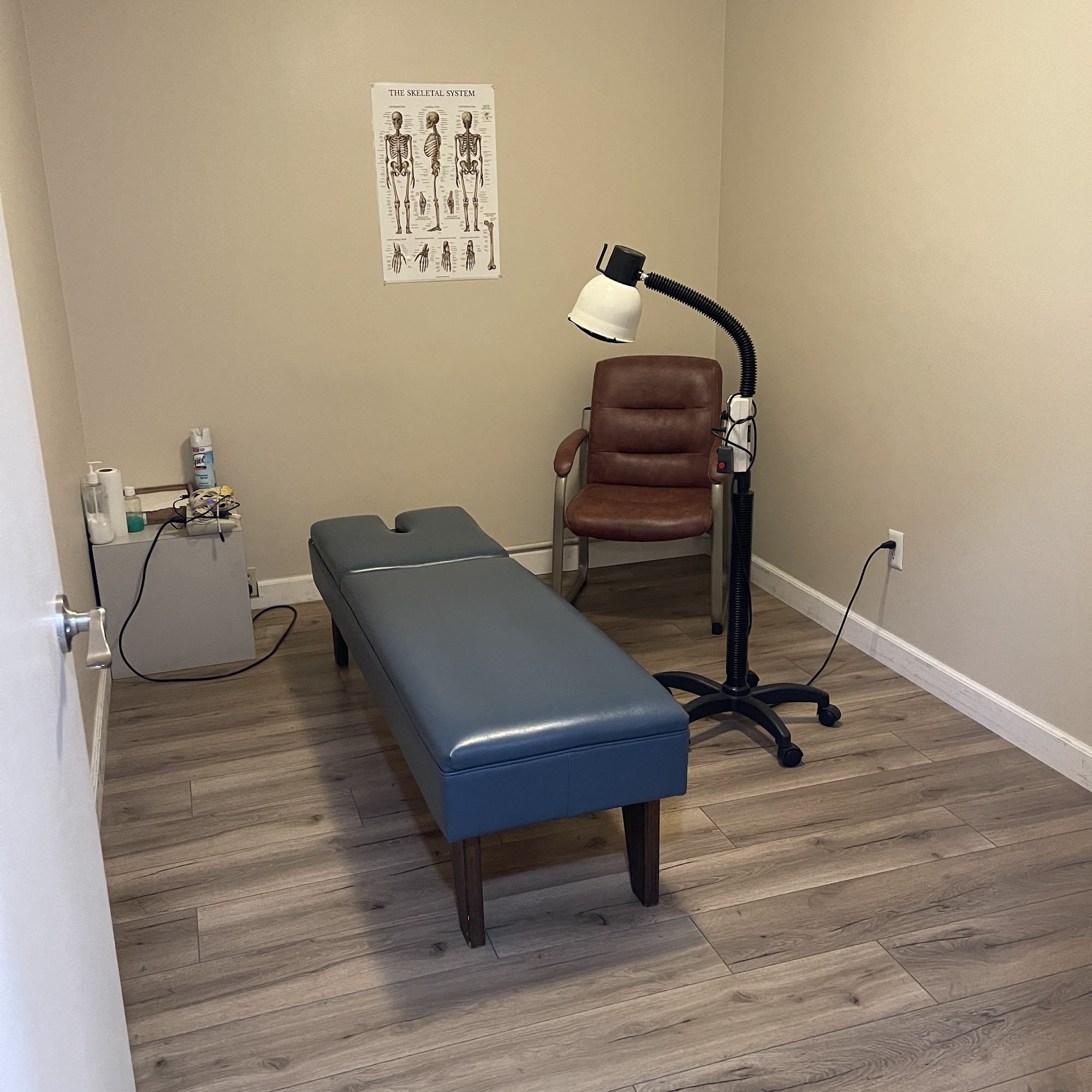 Parehjan & Vartzar Chiropractic Inc. 3404 W Victory Blvd, Burbank California 91505