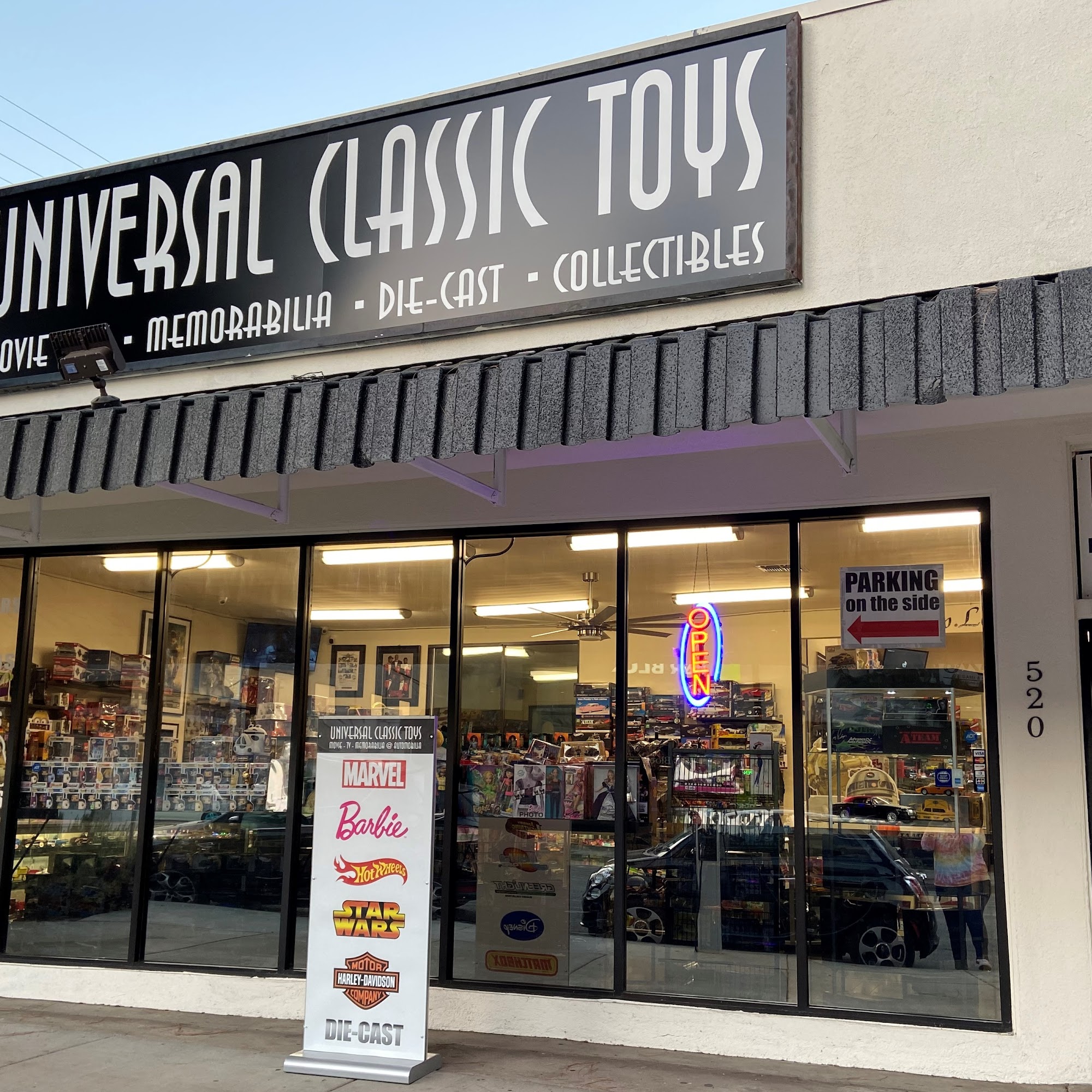Universal Classic Toys Burbank