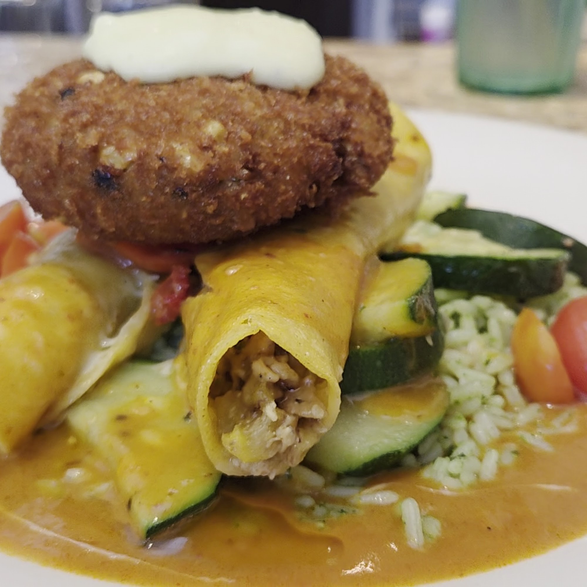 Aqui Campbell Campbell