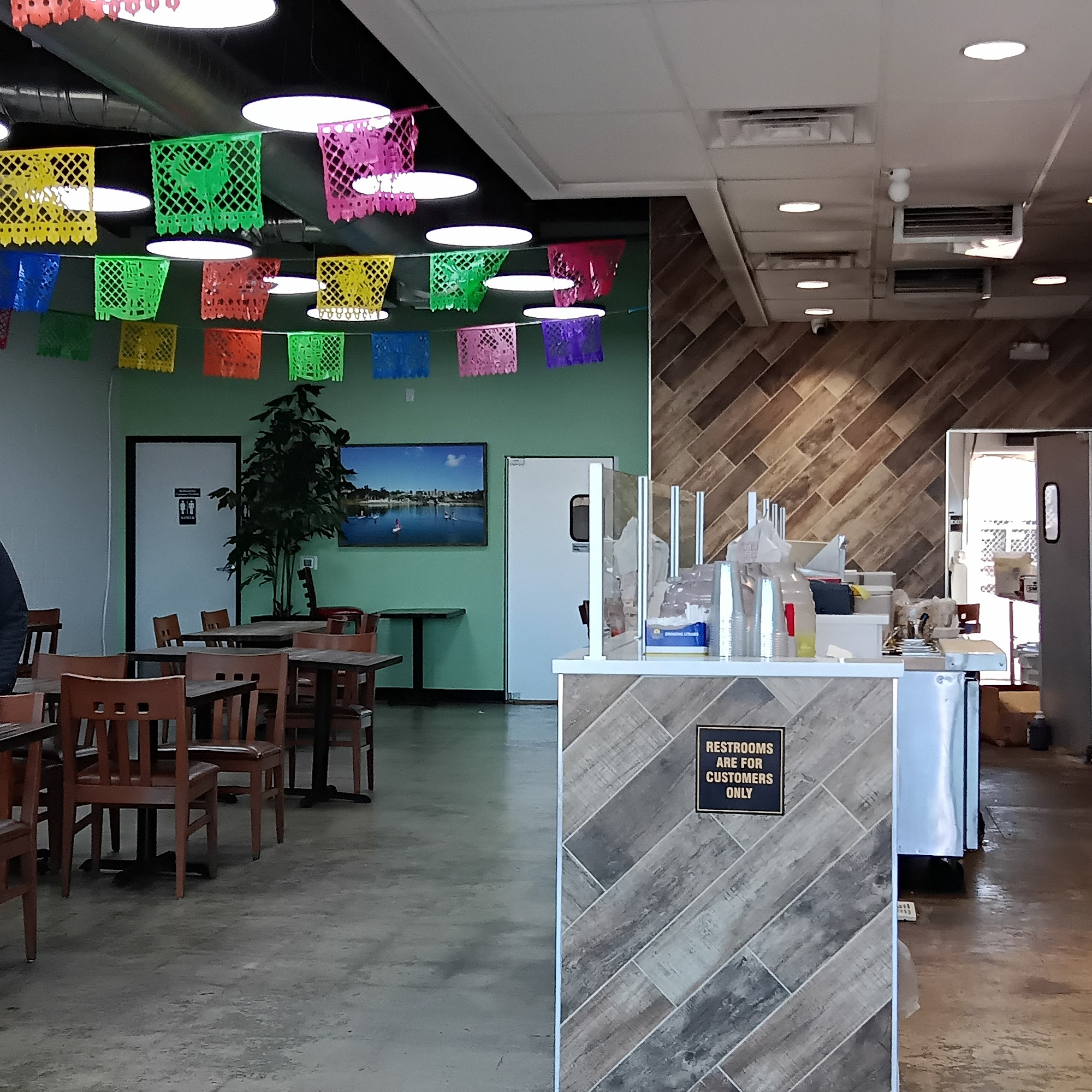 Valerie’s Taco Shop