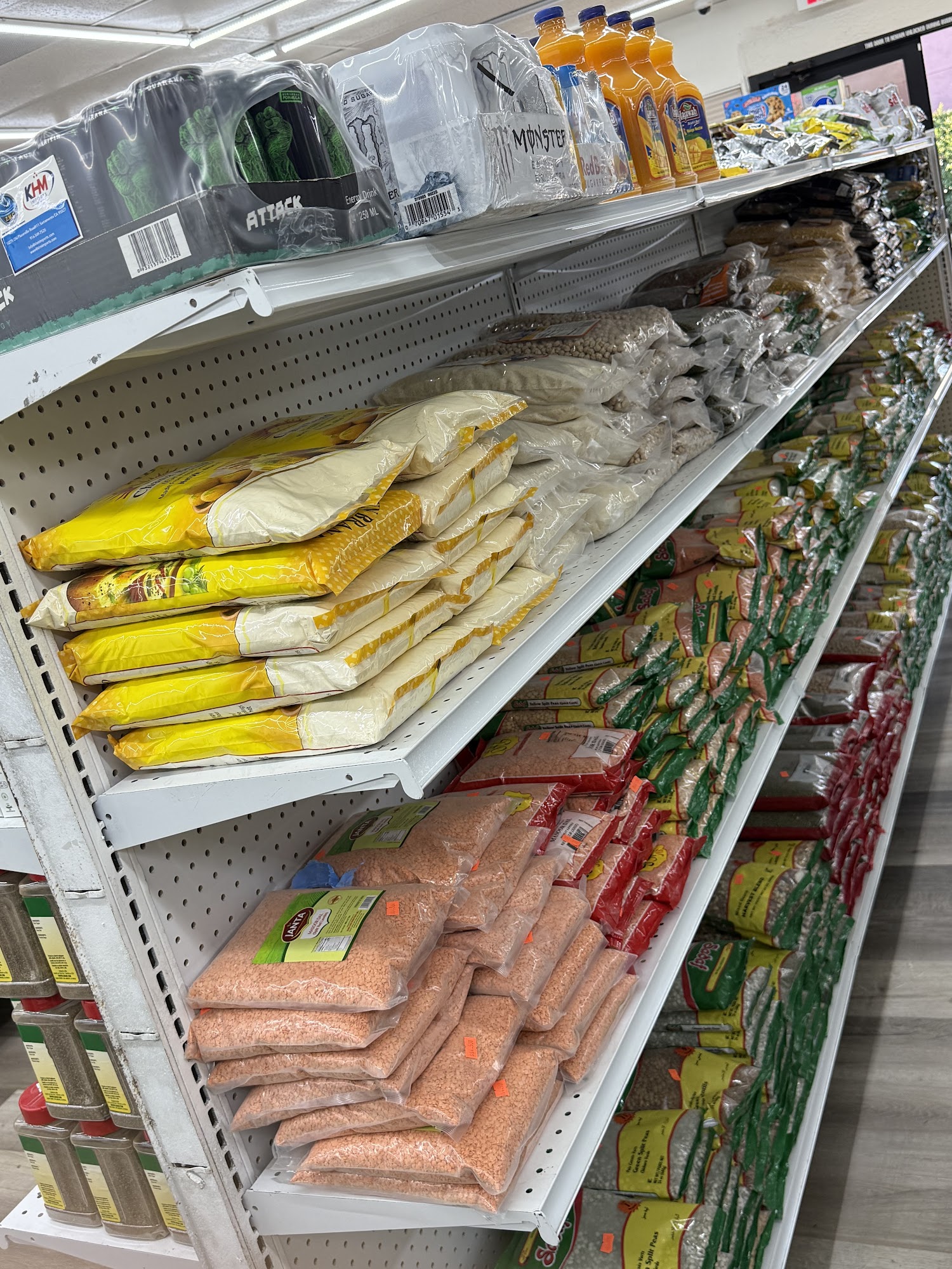 Lottery Market & Restuarant Carmichael