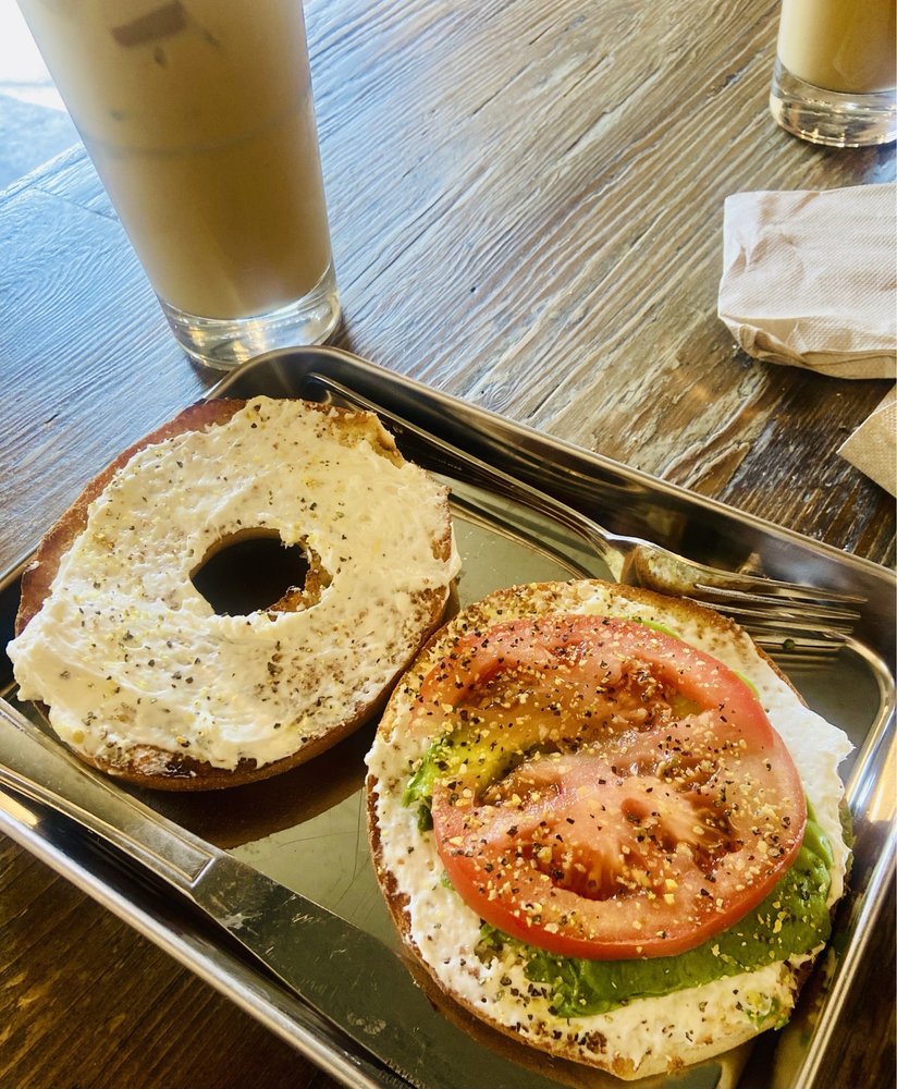 Lucky Llama Coffee House Carpinteria