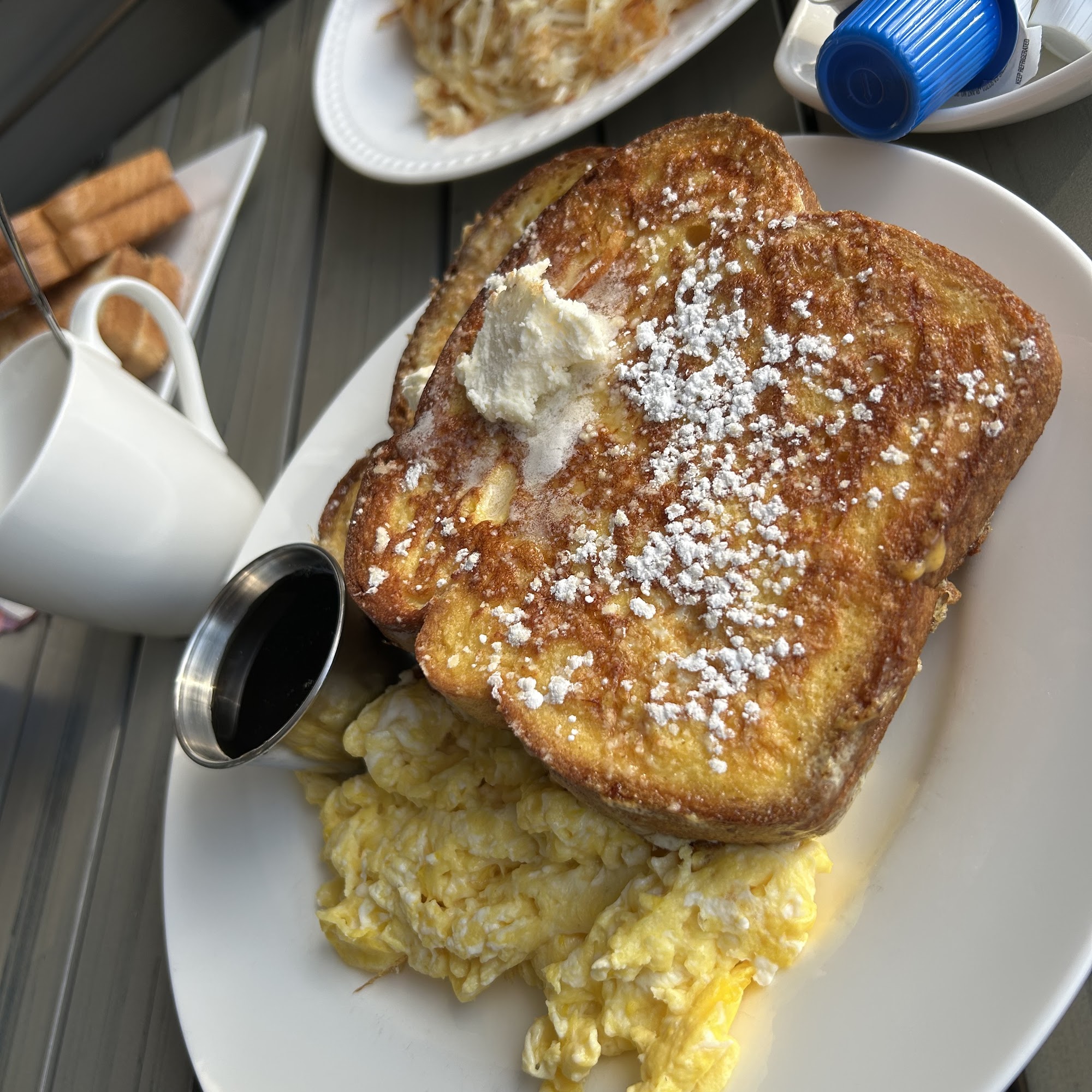 Hugos Restaurant Carpinteria
