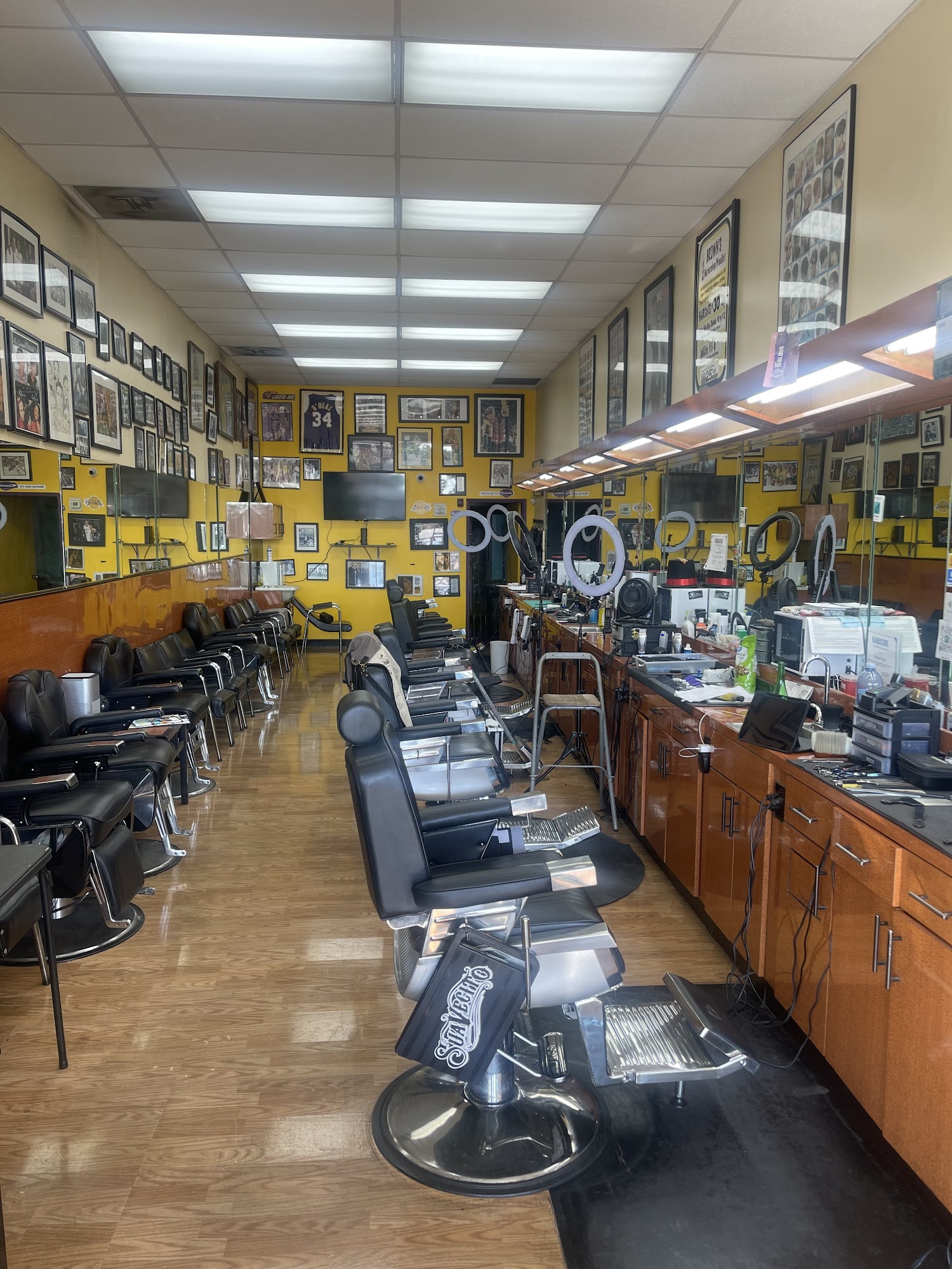 Browns Barbershop 645 E University Dr, Carson California 90746
