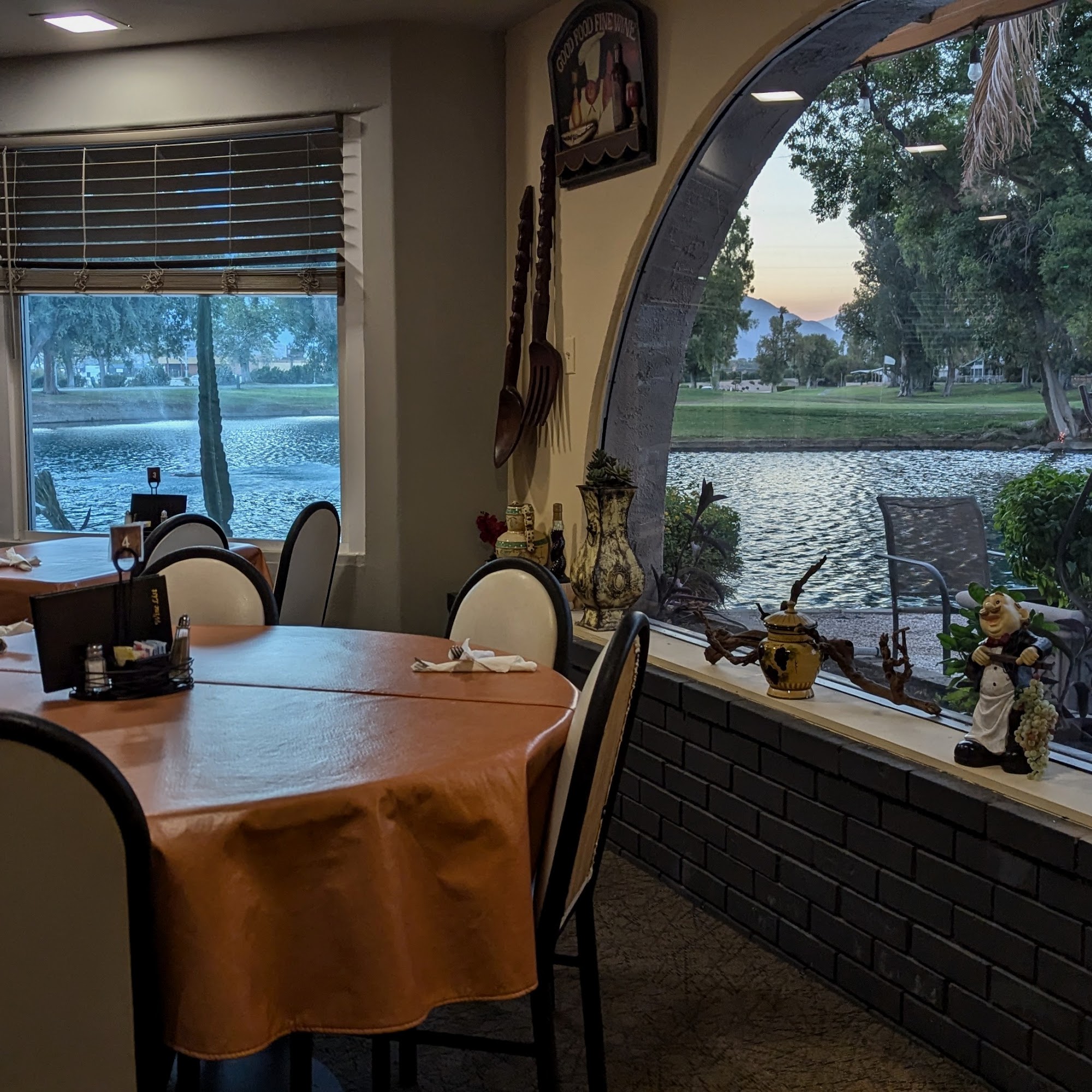 Nick's Italian Bistro Cathedral City