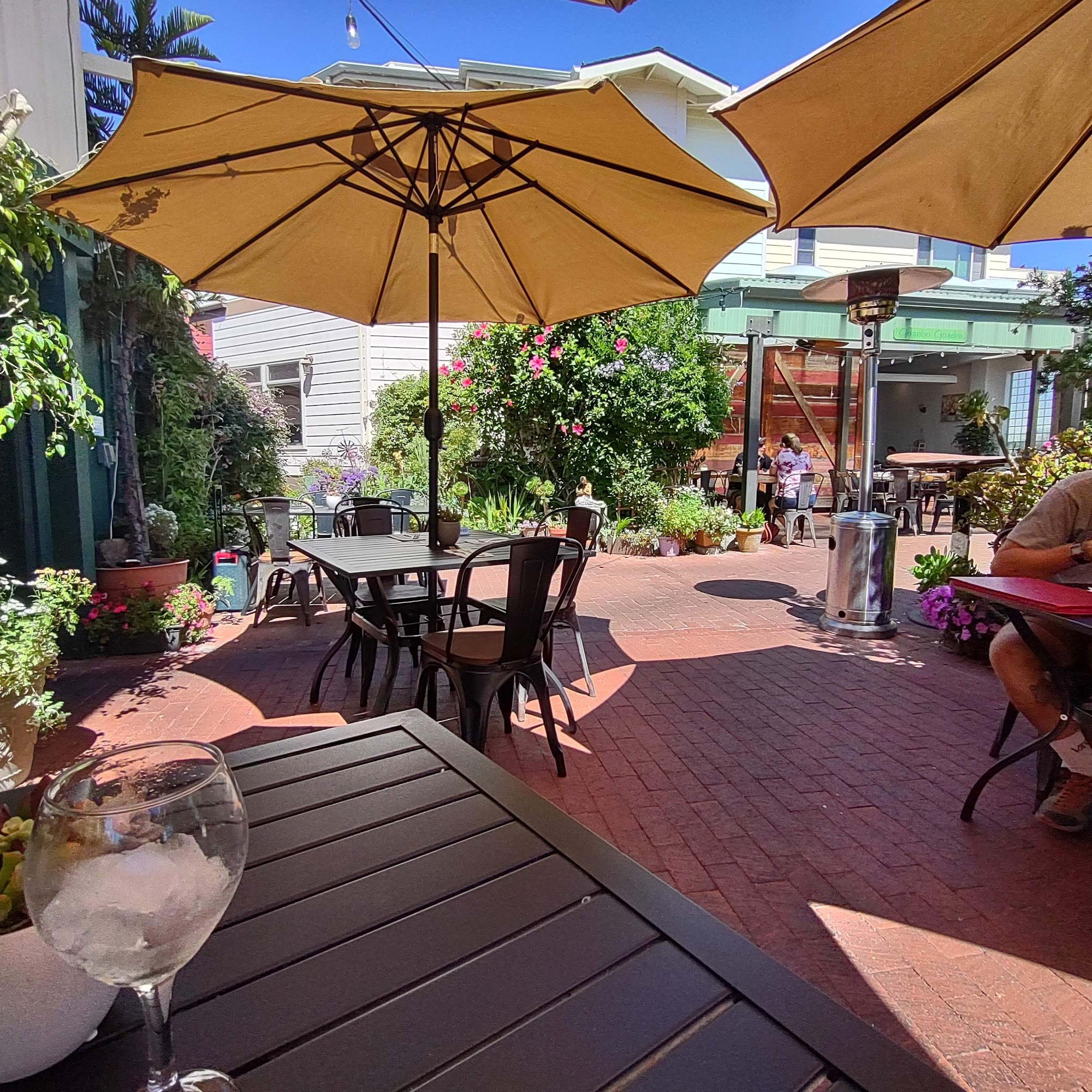 Lunada Garden Bistro Cayucos