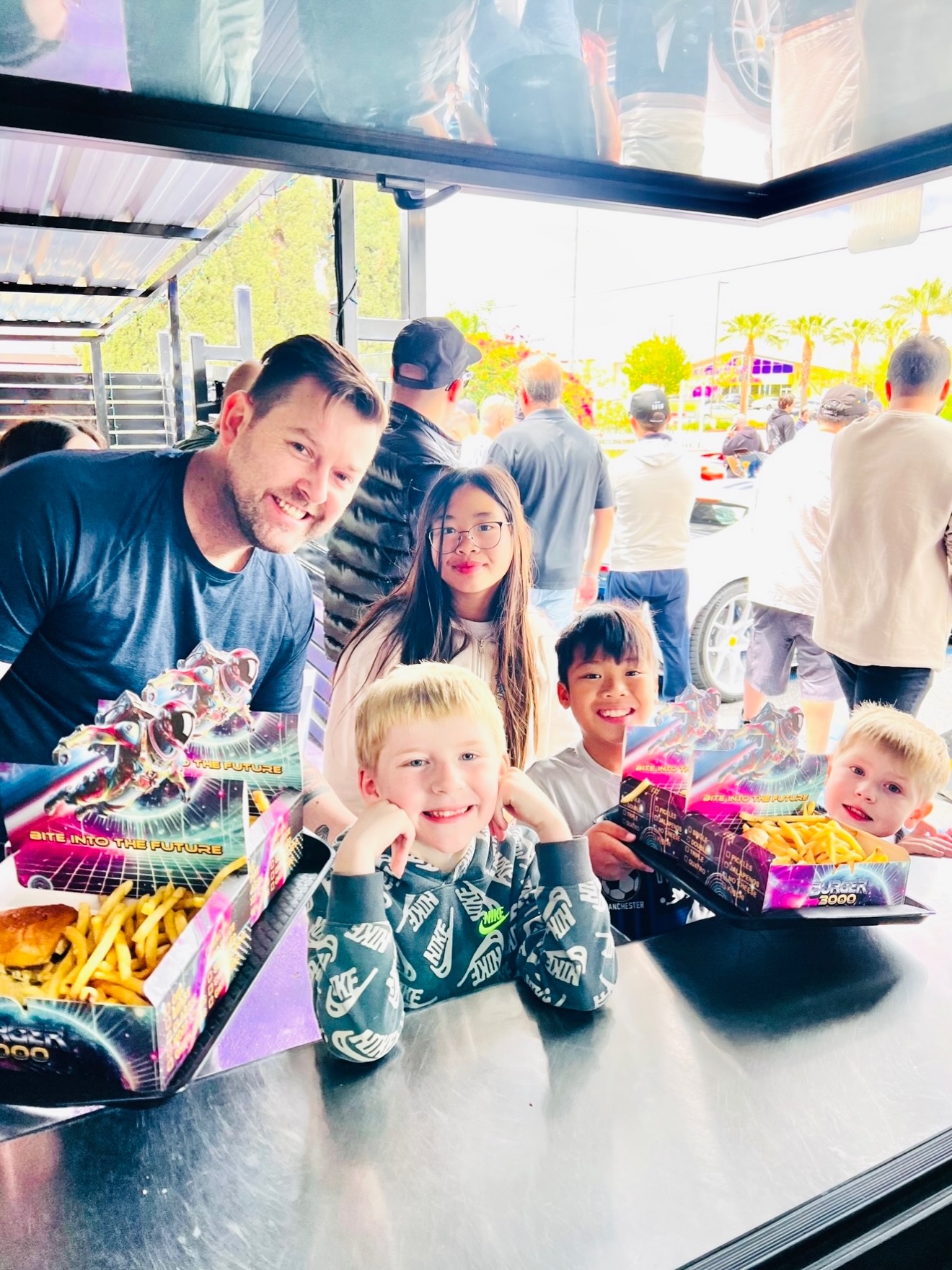 BURGER 3000 | SMASH BURGER Chatsworth