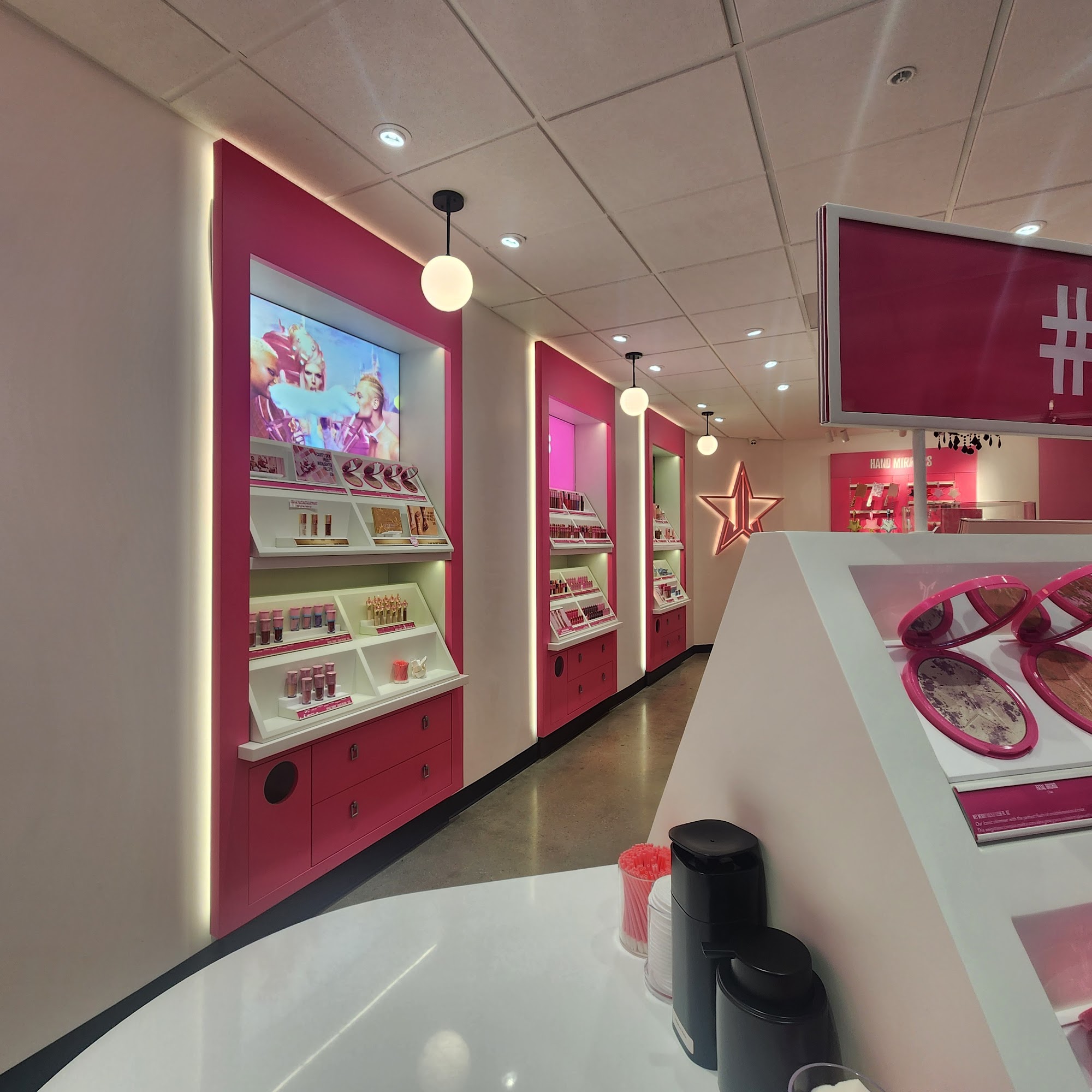 Jeffree Star Cosmetics Chatsworth