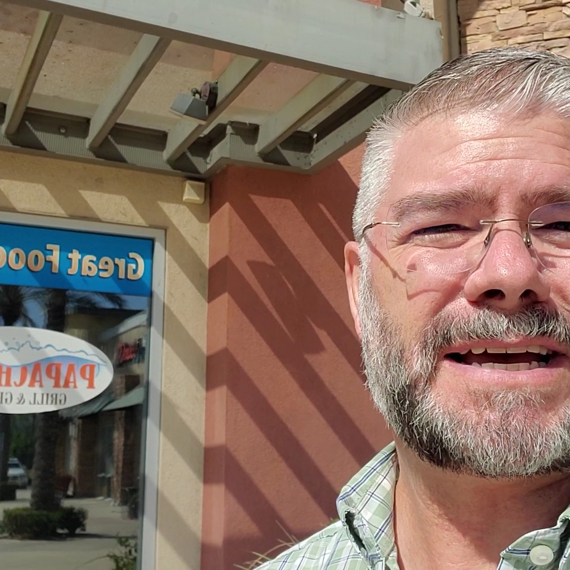 Papachino's Grill and Greens Chino