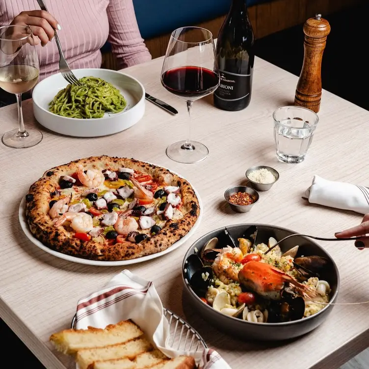 Photo credit: opentable