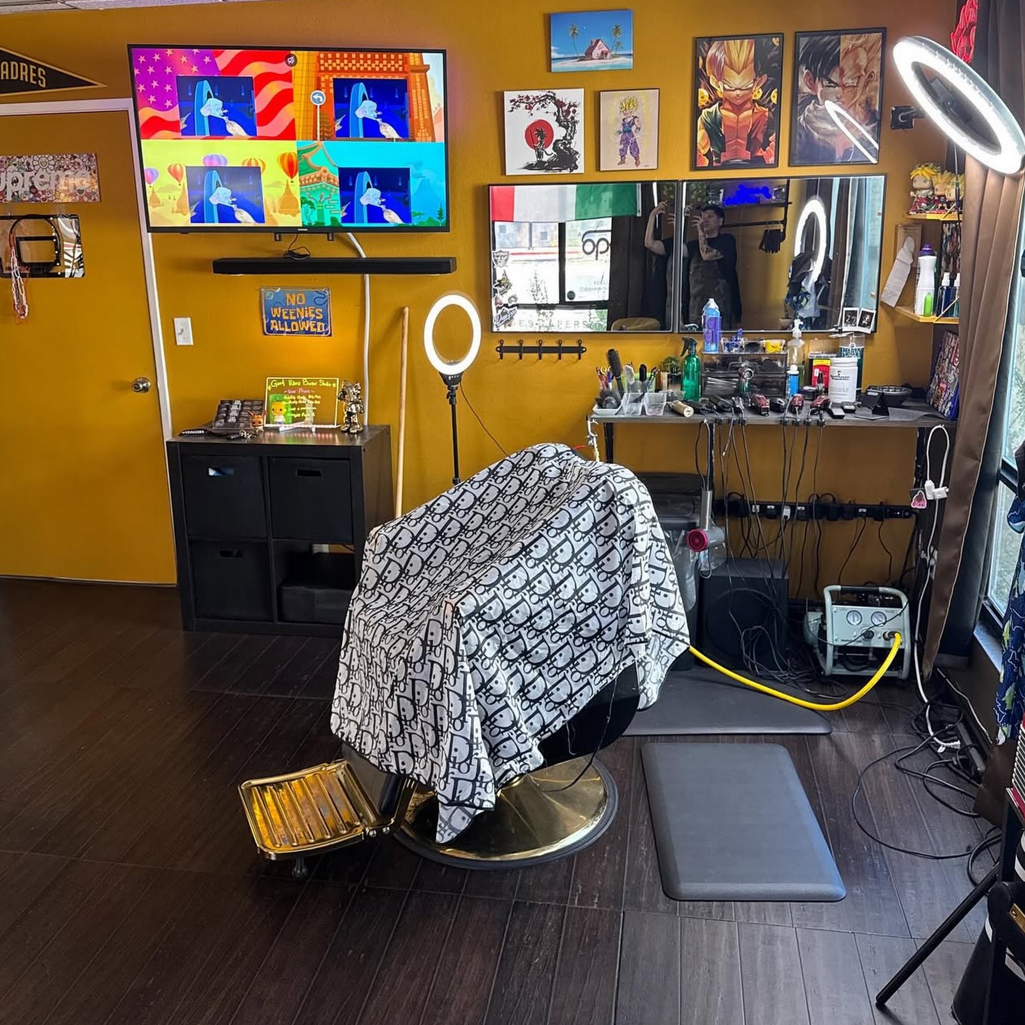 Good Vibez Barber Studio 470 Third Ave #3, Chula Vista California 91910