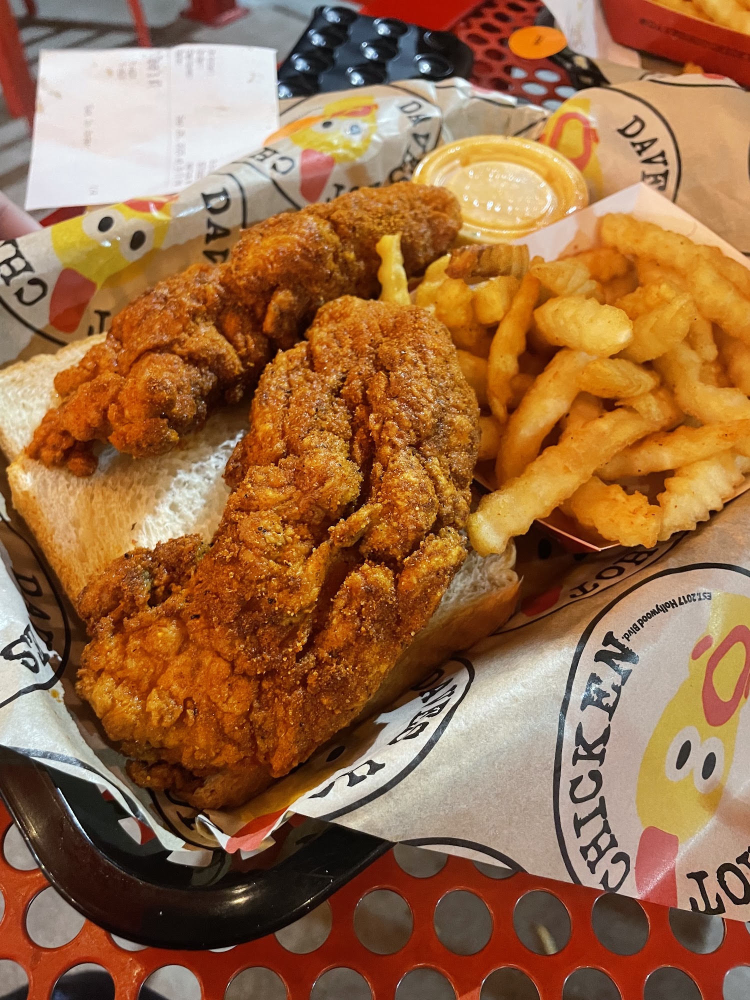 Dave's Hot Chicken Claremont