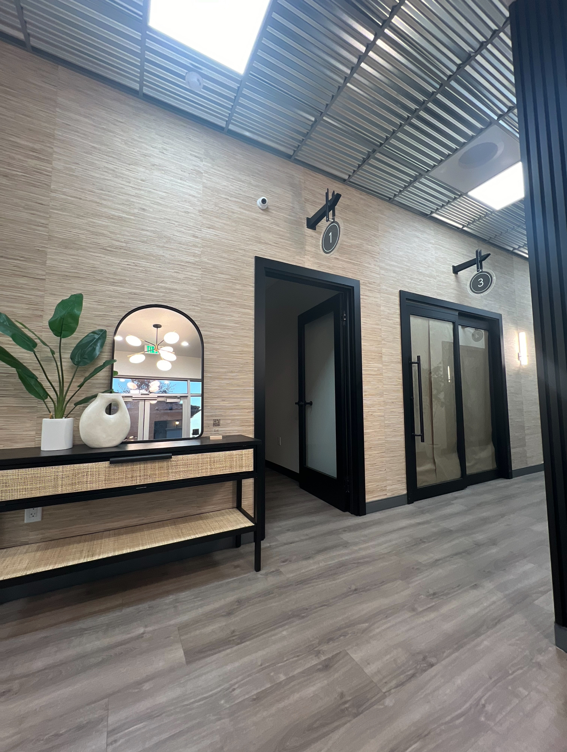 Sola Salon Studios 2196 Shaw Ave, Clovis California 93611