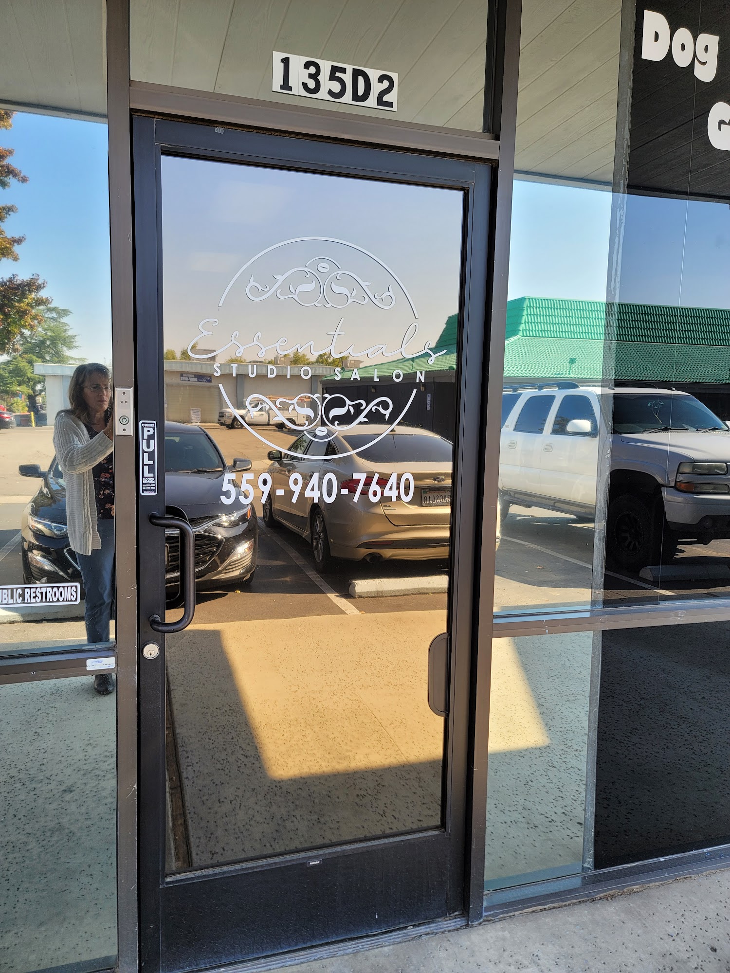 Essentials Studio Salon 135 W Shaw Ave, Clovis California 93612