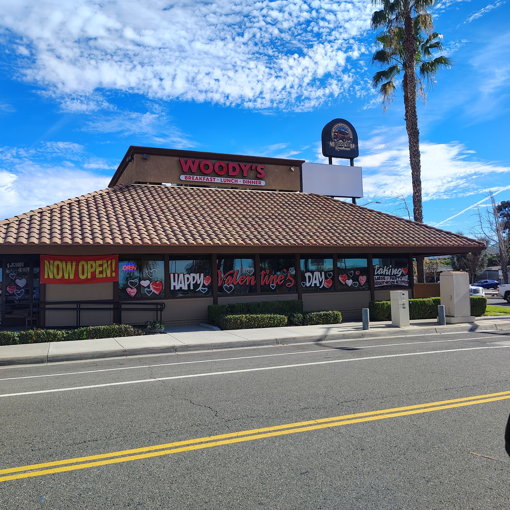 Woody's Roadhouse 205 E Valley Blvd, Colton, CA 92324